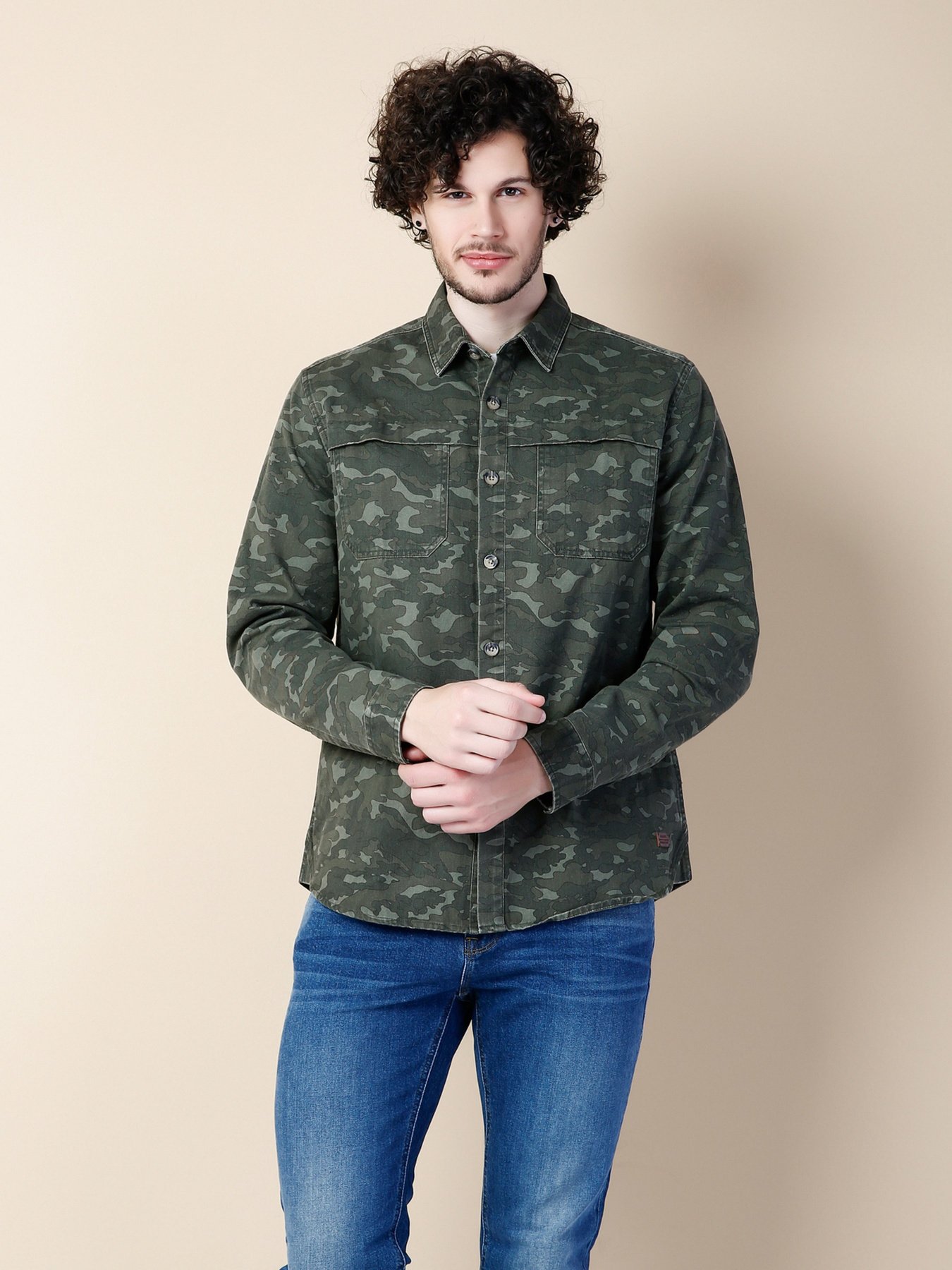 Рубашки Colin’s модель CL1032673KHA Рубашки Colin’s модель CL1032673KHA Фото