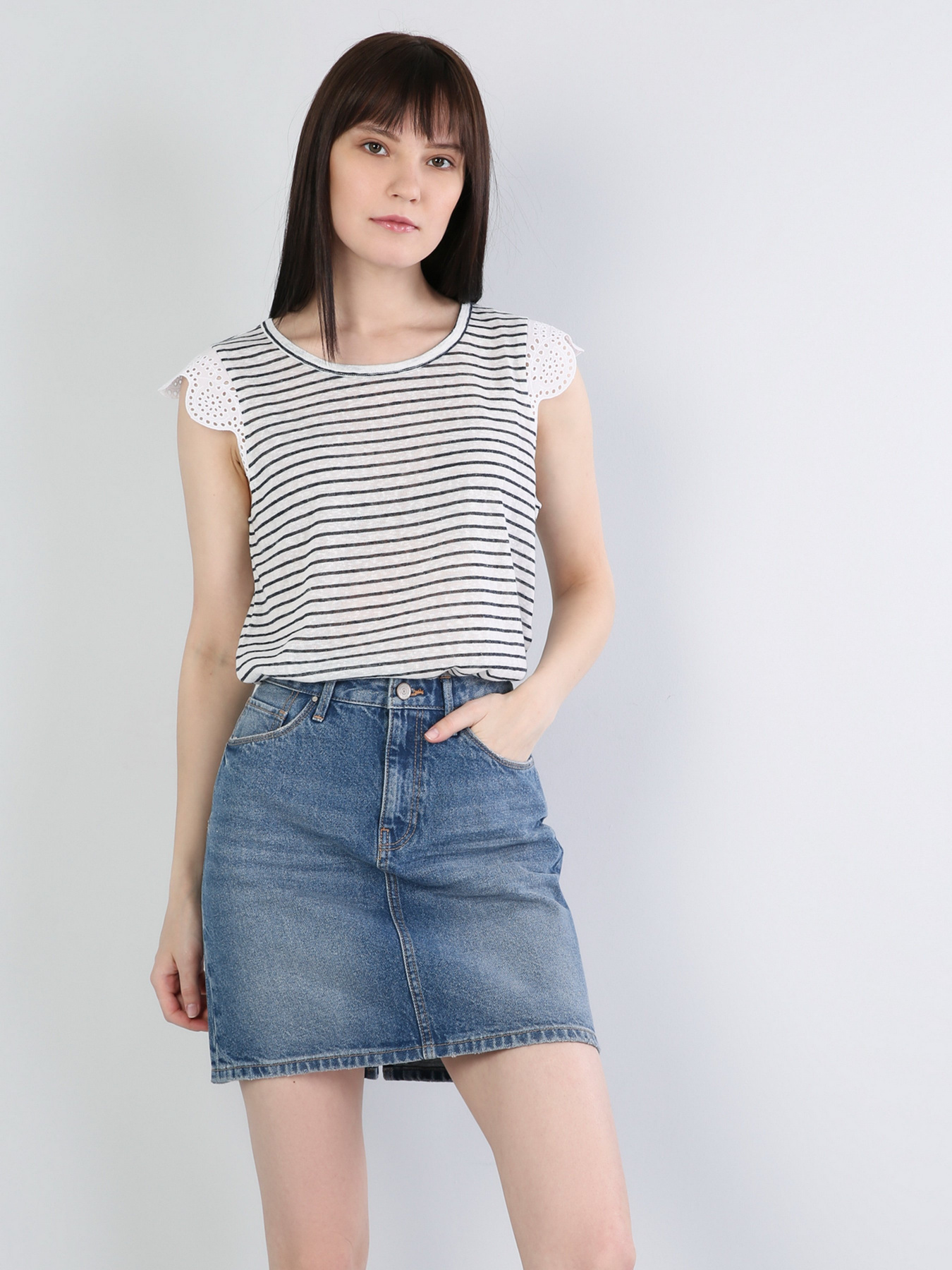 Одежда для дома и сна Colin’s модель CL1042048WHT Одежда для дома и сна Colin’s модель CL1042048WHT Фото