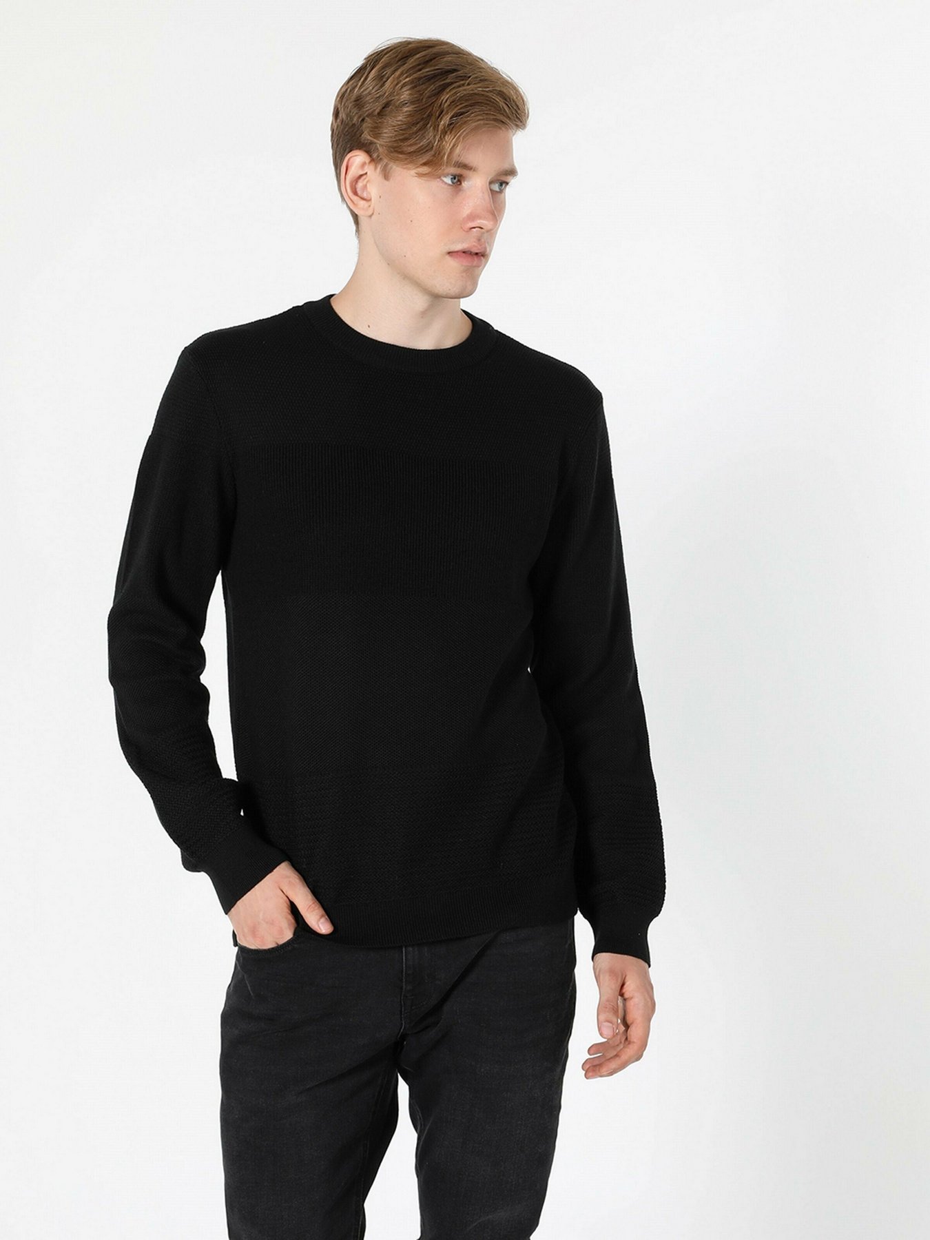 Светри та кардигани Colin’s модель CL1056032BLK Фото
