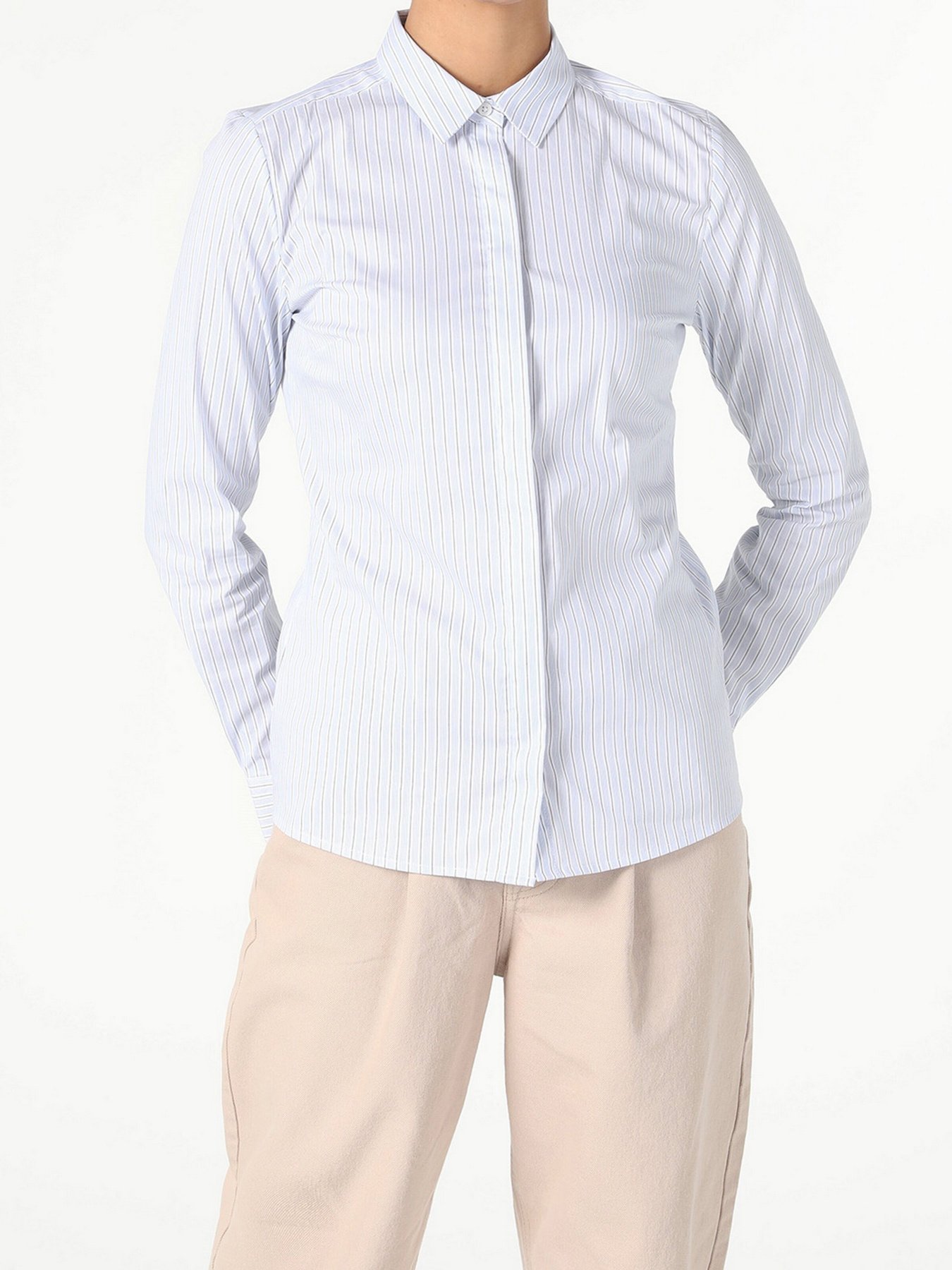 Сорочки Colin’s модель CL1045017BLE Сорочки Colin’s модель CL1045017BLE Фото