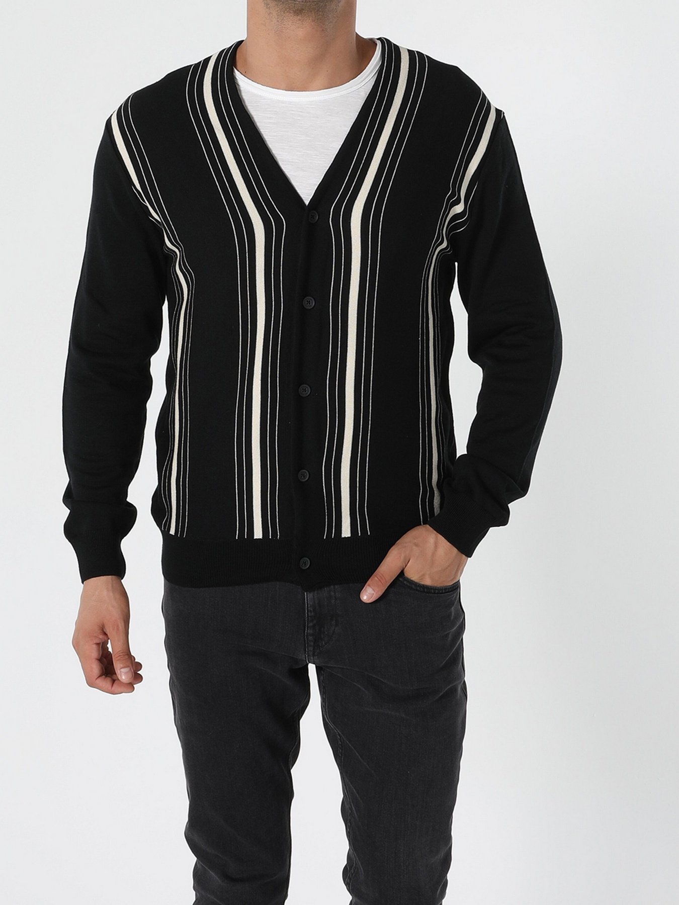 Светри та кардигани Colin’s модель CL1054871BLK Фото