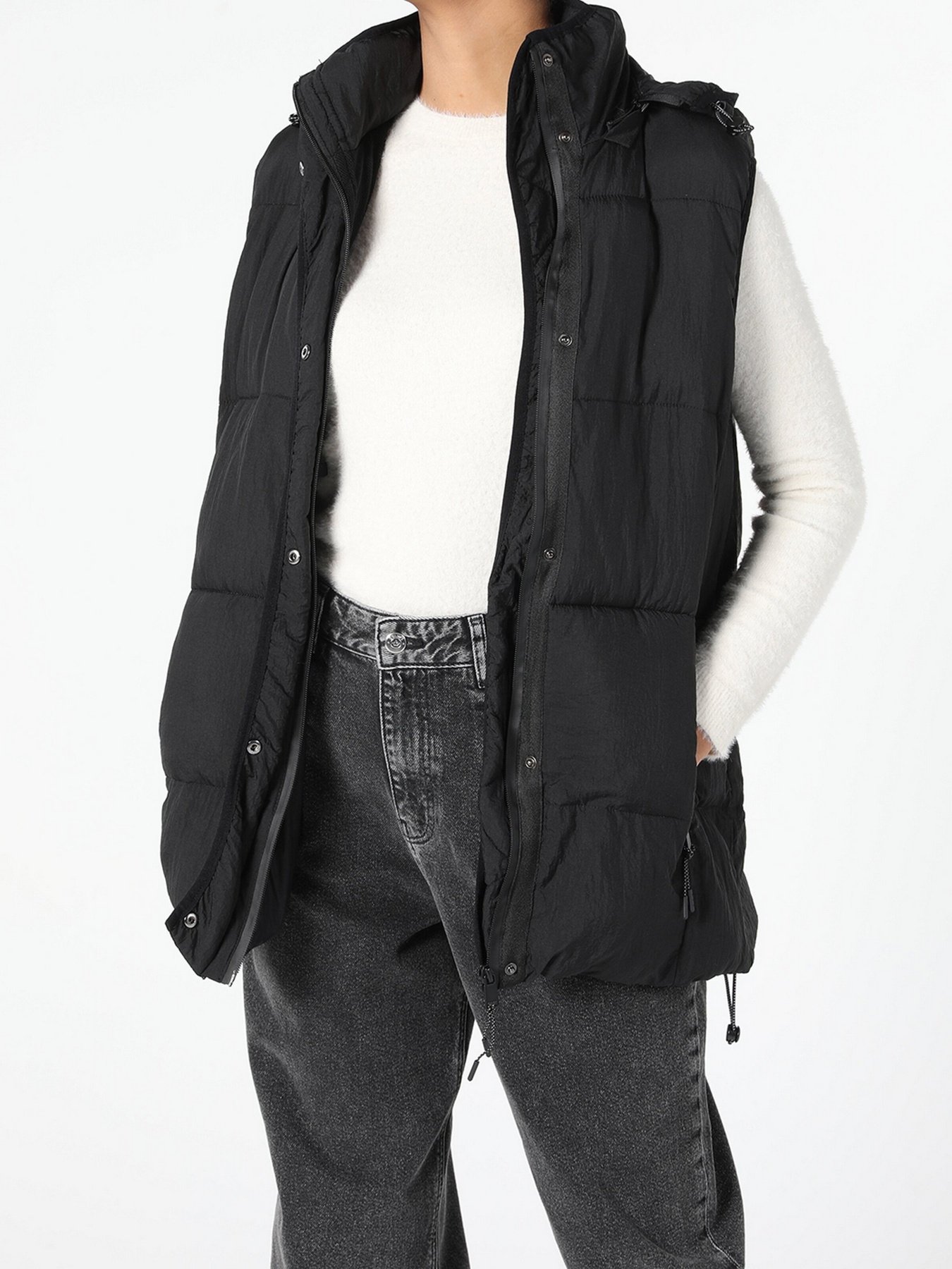 Жилеты Colin’s модель CL1054956BLK Жилеты Colin’s модель CL1054956BLK Фото