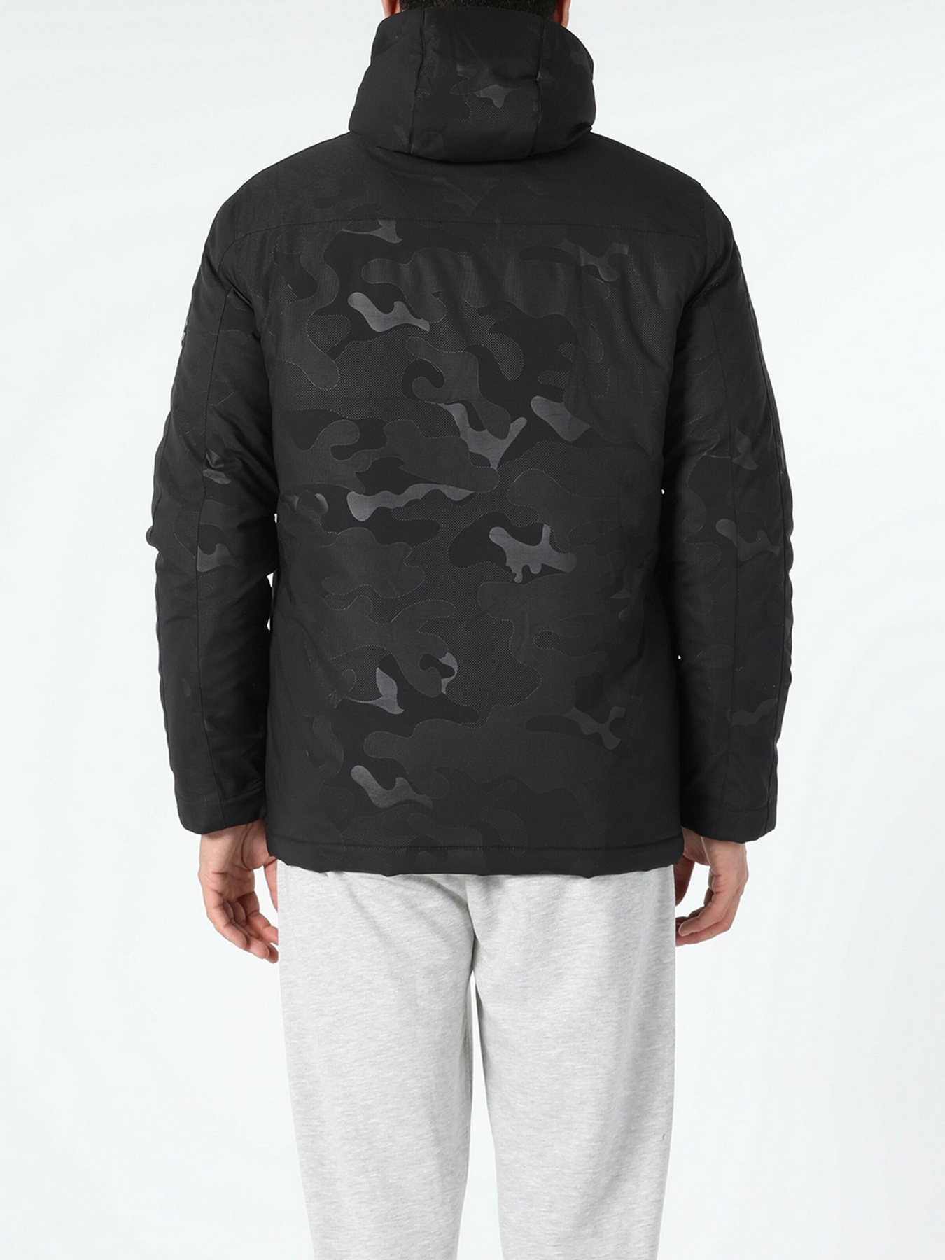 Куртки та дублянки Colin’s модель CL1055587BLK Куртки та дублянки Colin’s модель CL1055587BLK Фото