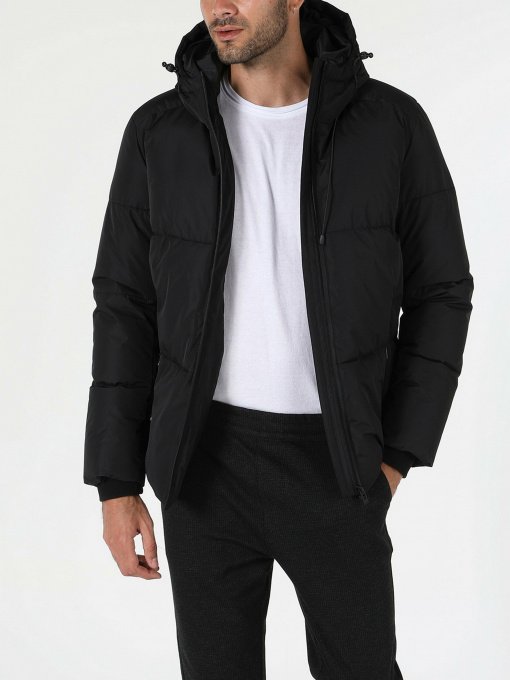 Куртки та дублянки Colin’s модель CL1055676BLK Фото