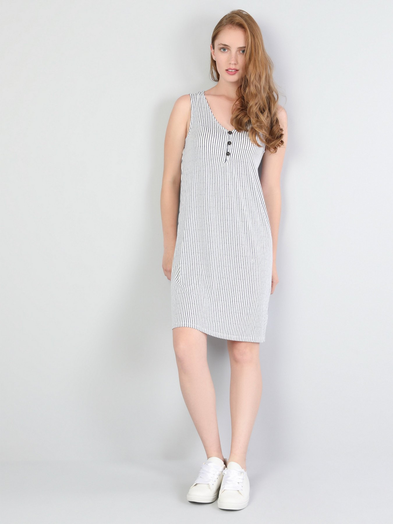 Сукні Colin’s модель CL1043760OFW Сукні Colin’s модель CL1043760OFW Фото