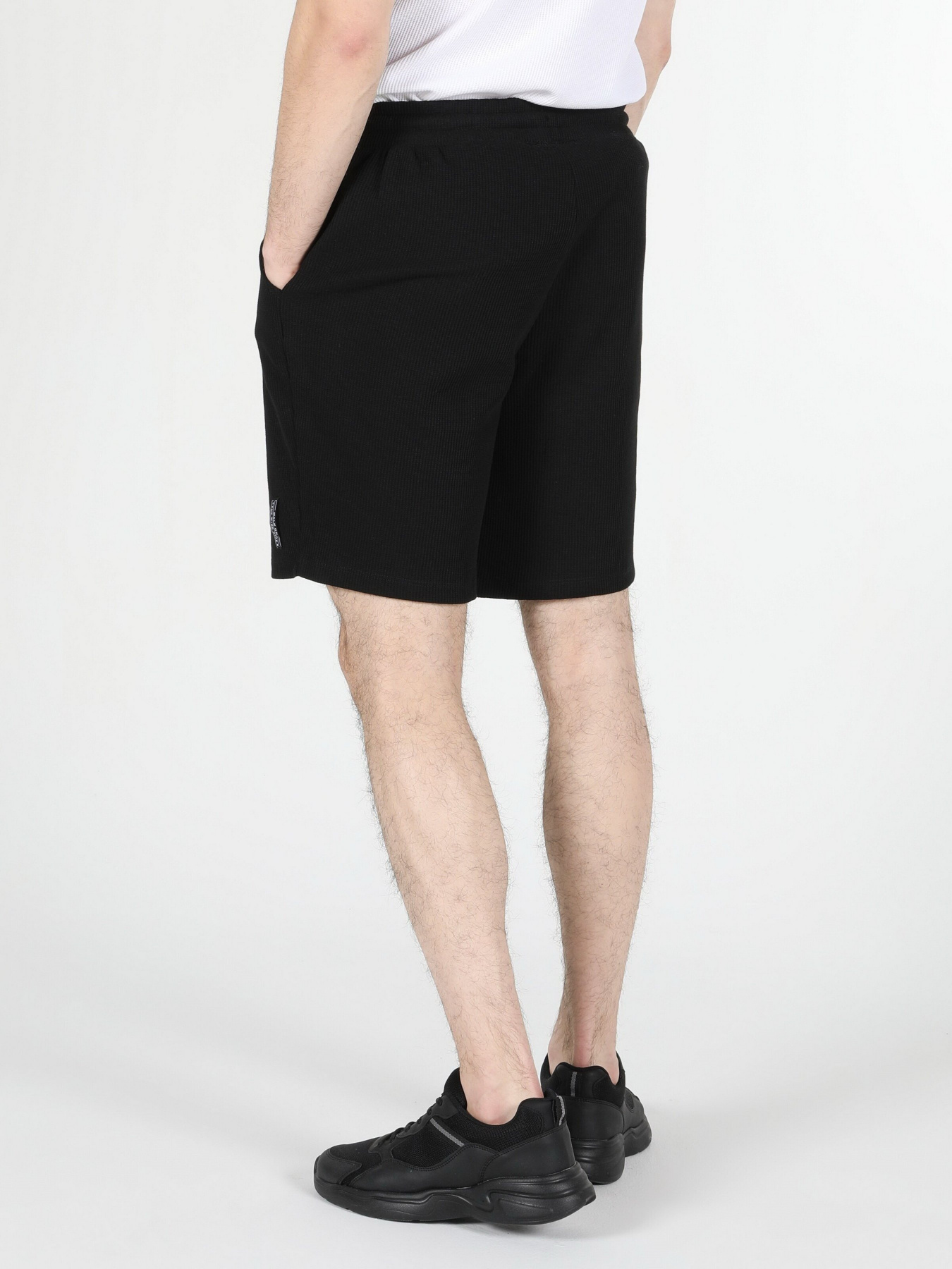 Шорти Colin’s модель CL1057986BLK Шорти Colin’s модель CL1057986BLK Фото