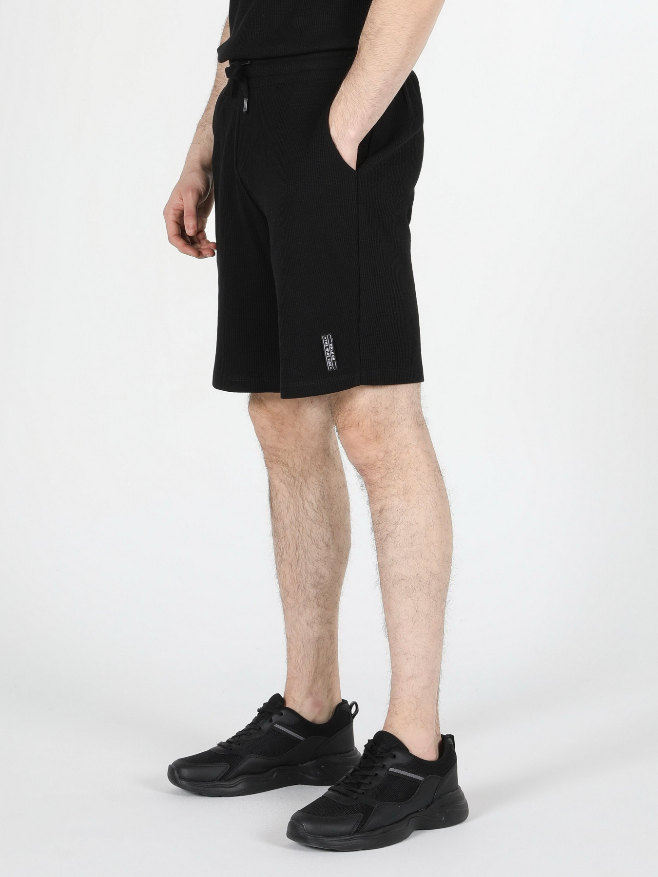 Шорти Colin’s модель CL1057986BLK Фото