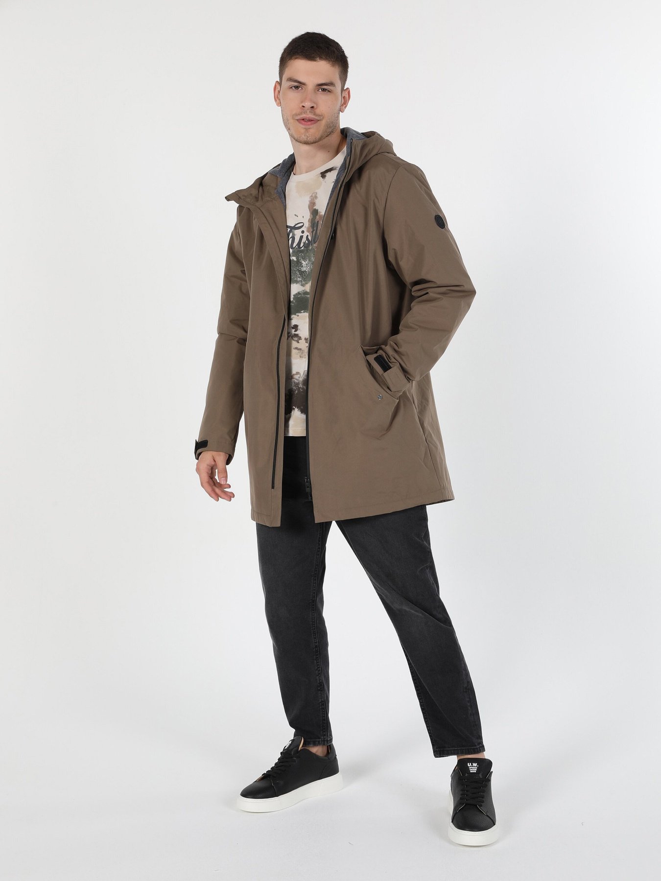 Куртки та дублянки Colin’s модель CL1055609BEI Фото