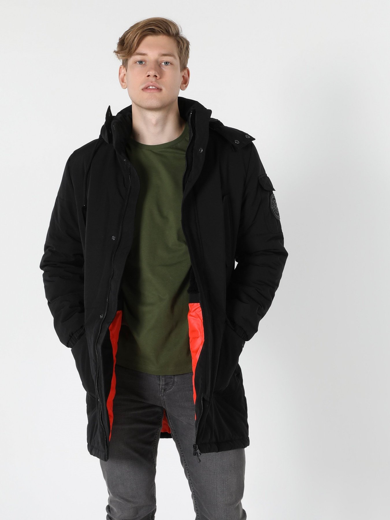 Куртки та дублянки Colin’s модель CL1054812BLK Фото