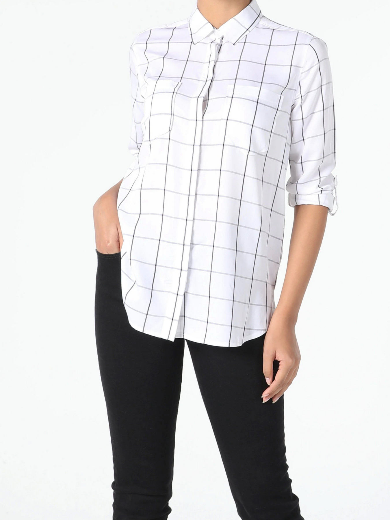 Сорочки Colin’s модель CL1055331WHT Сорочки Colin’s модель CL1055331WHT Фото