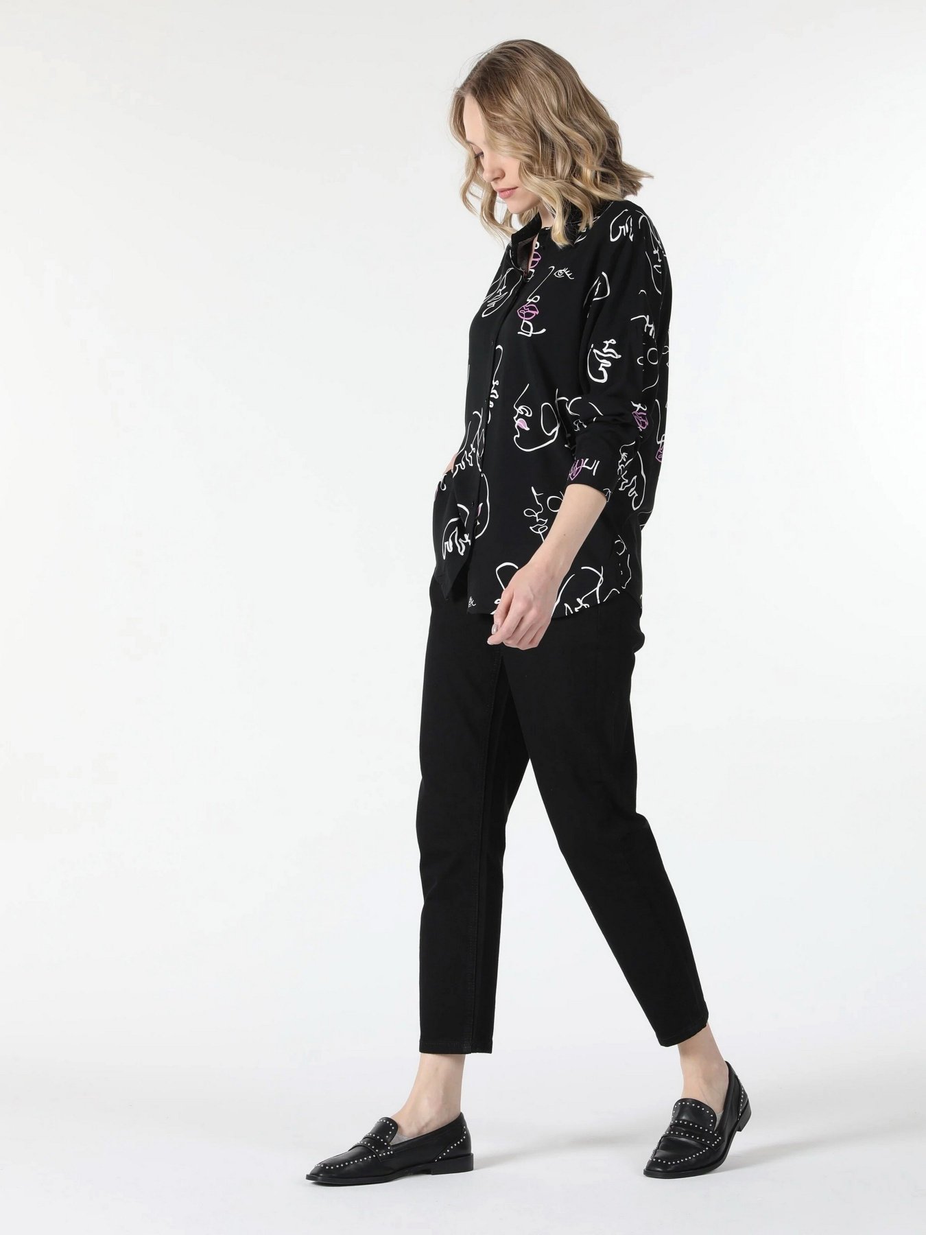 Сорочки Colin’s модель CL1057199BLK Сорочки Colin’s модель CL1057199BLK Фото