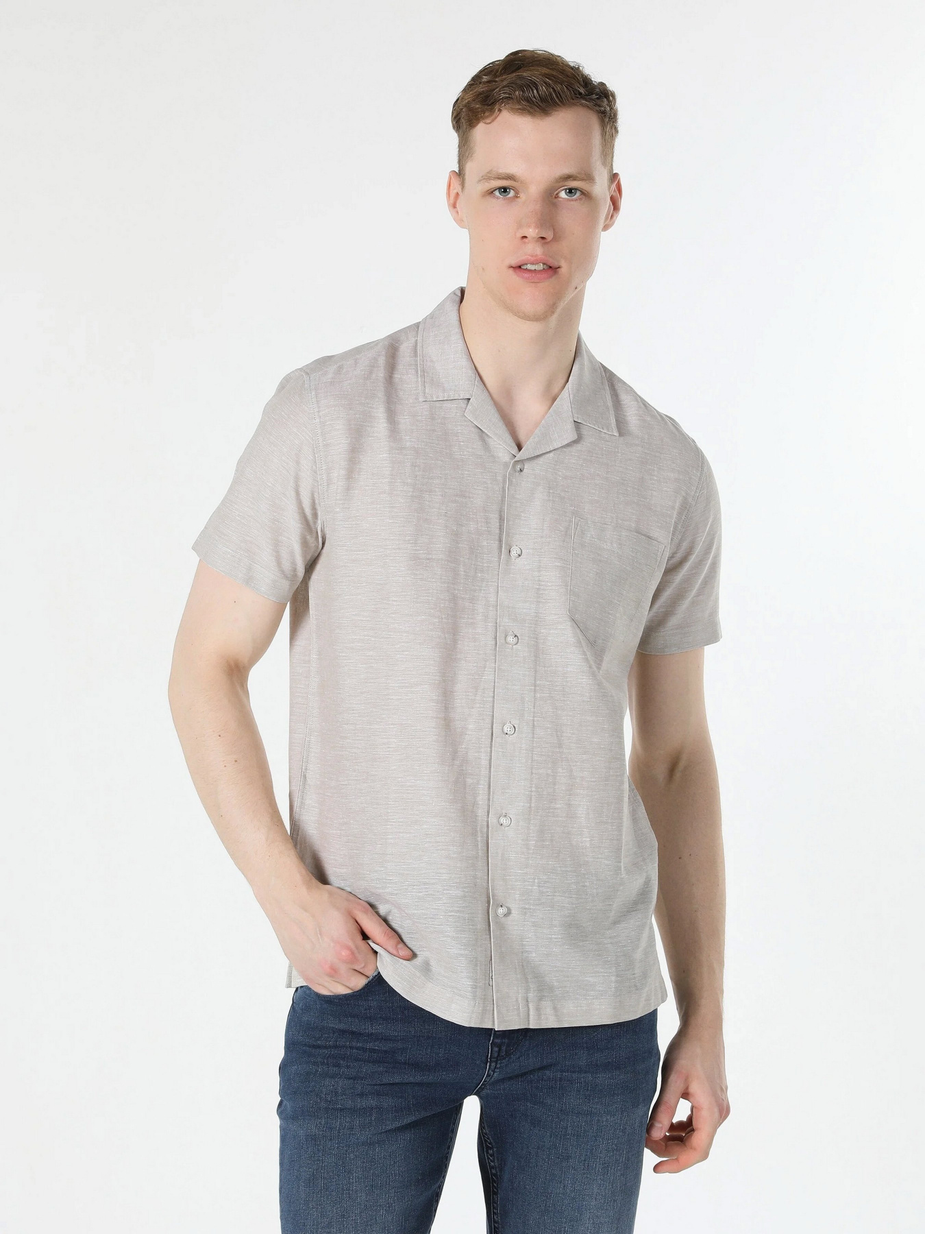 Рубашки Colin’s модель CL1048299BEI Рубашки Colin’s модель CL1048299BEI Фото