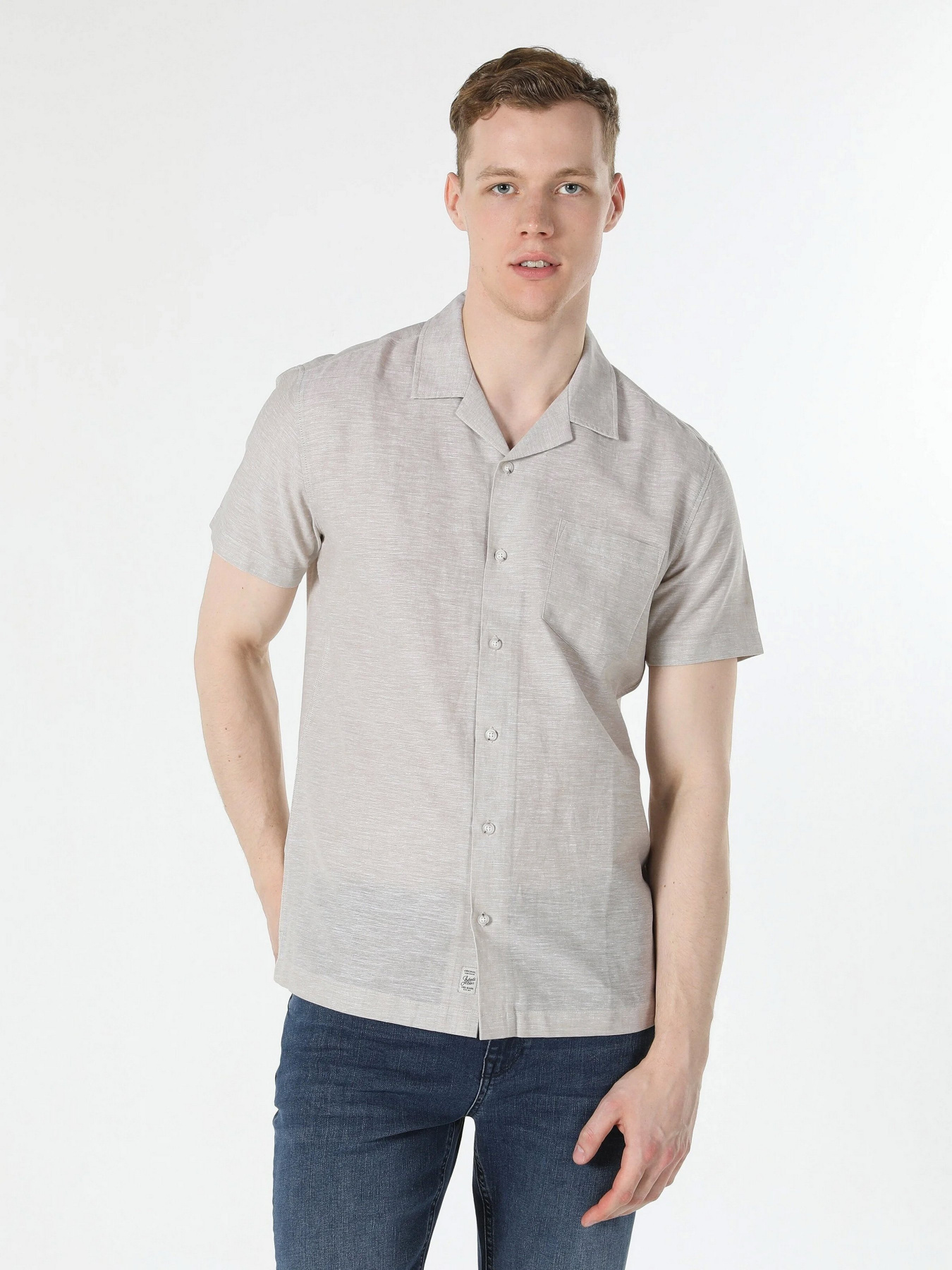 Рубашки Colin’s модель CL1048299BEI Рубашки Colin’s модель CL1048299BEI Фото