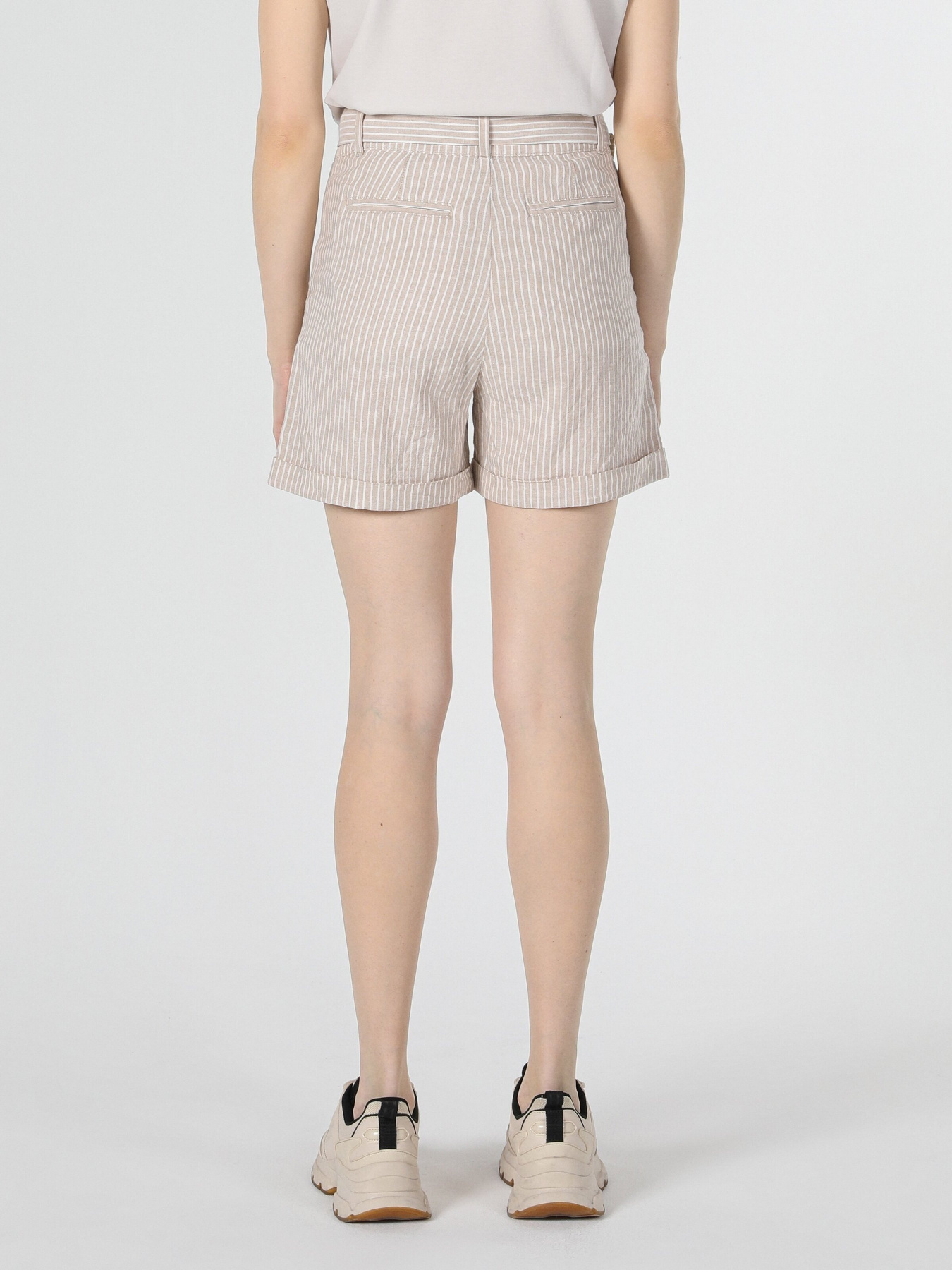 Шорты Colin’s модель CL1058782BEI Шорты Colin’s модель CL1058782BEI Фото