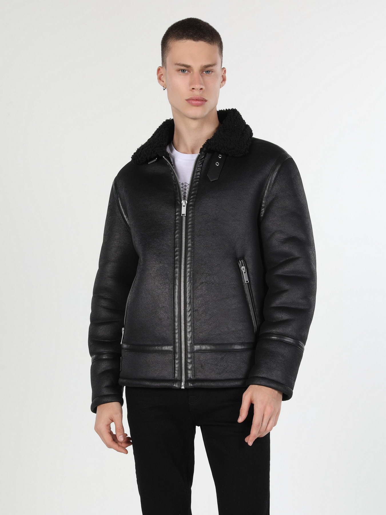 Куртки та дублянки Colin’s модель CL1060743BLK Куртки та дублянки Colin’s модель CL1060743BLK Фото