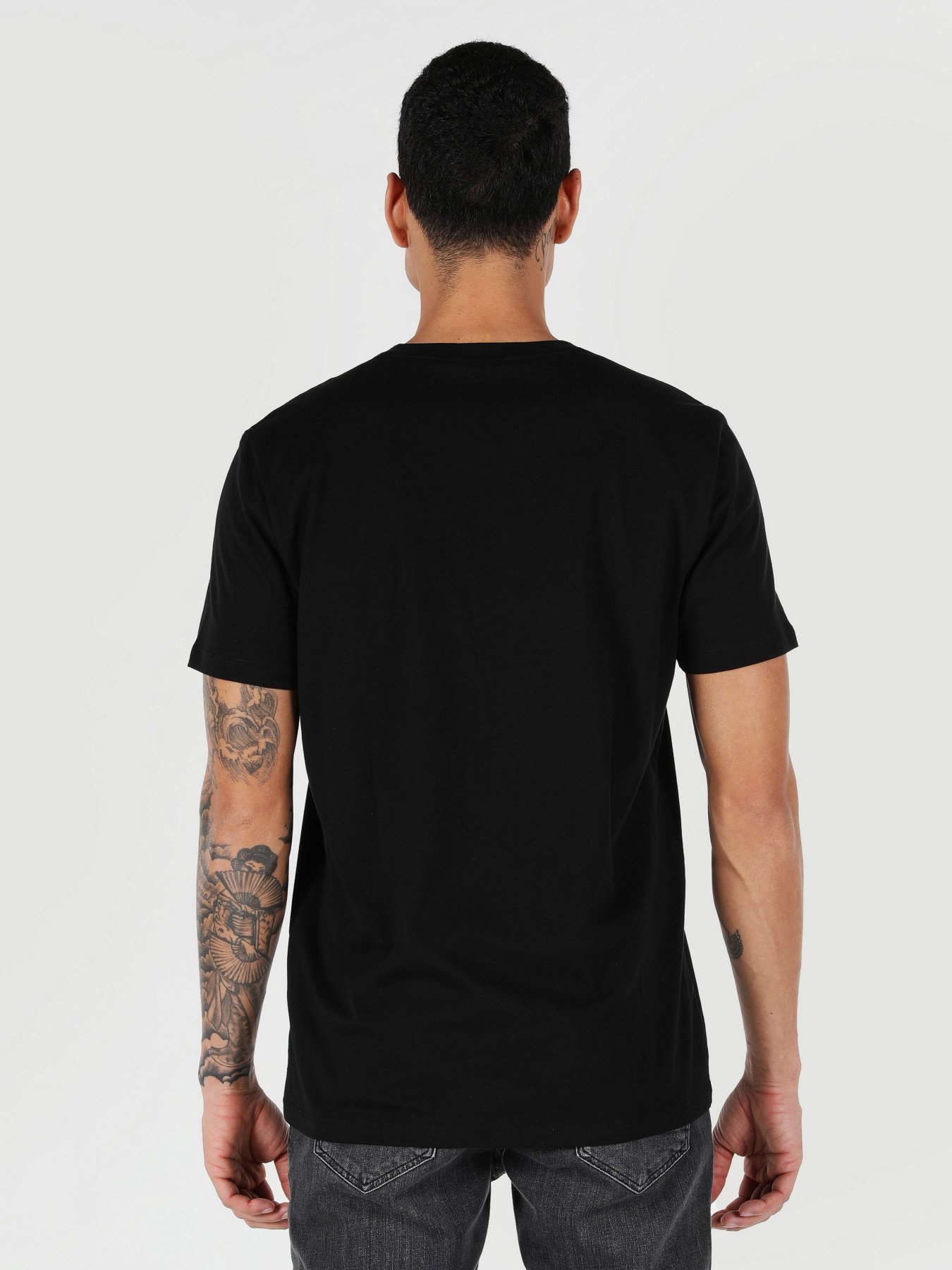 Футболки и поло Colin’s модель CL1062485BLK Фото