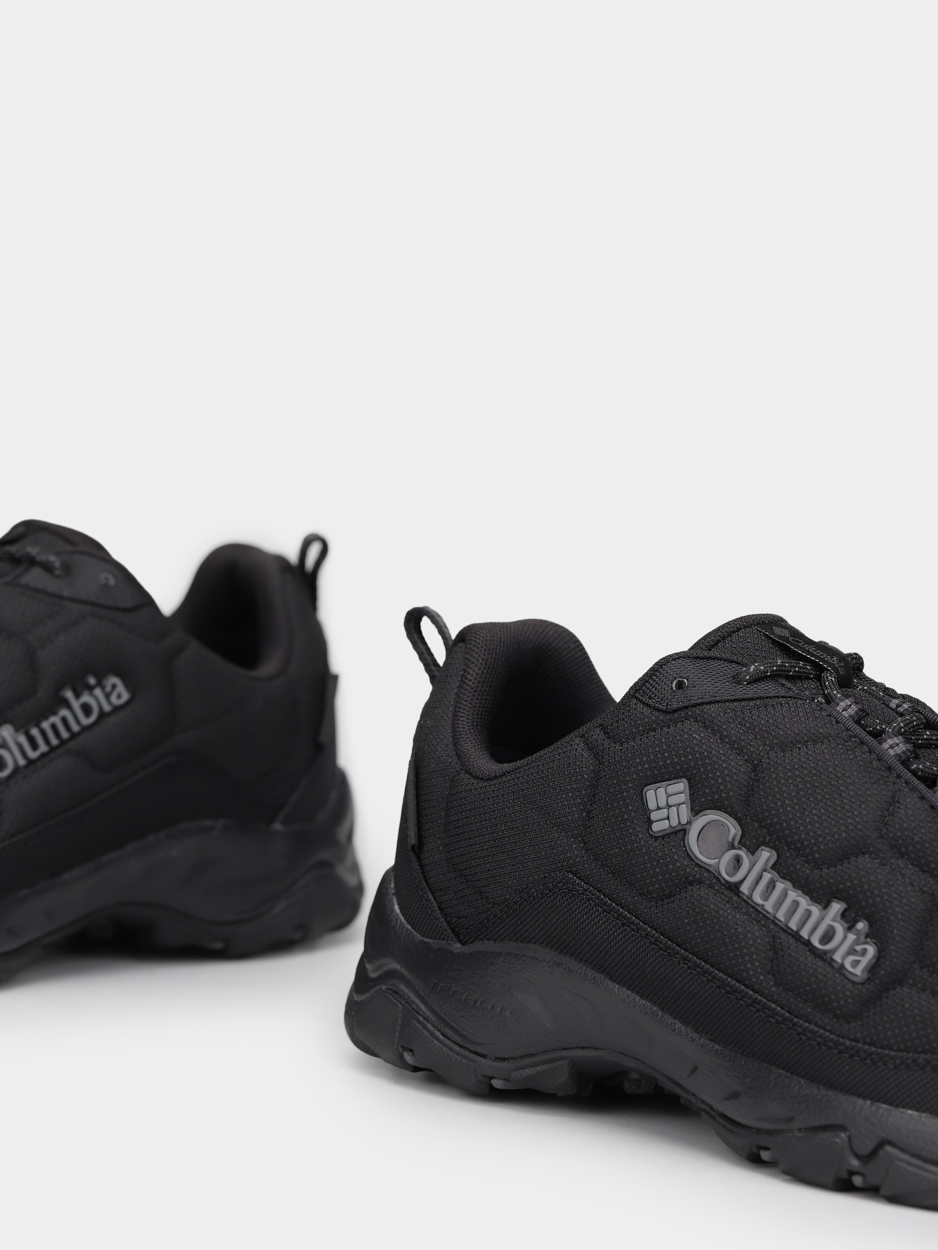 Кроссовки Columbia FIRECAMP™ III WATERPROOF модель 2099751-010 Фото