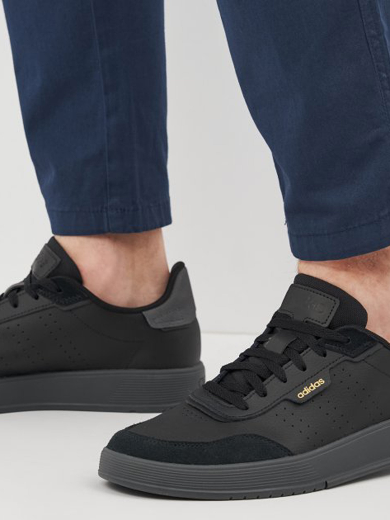 Кеды Adidas COURTPHASE модель FY9661 Фото
