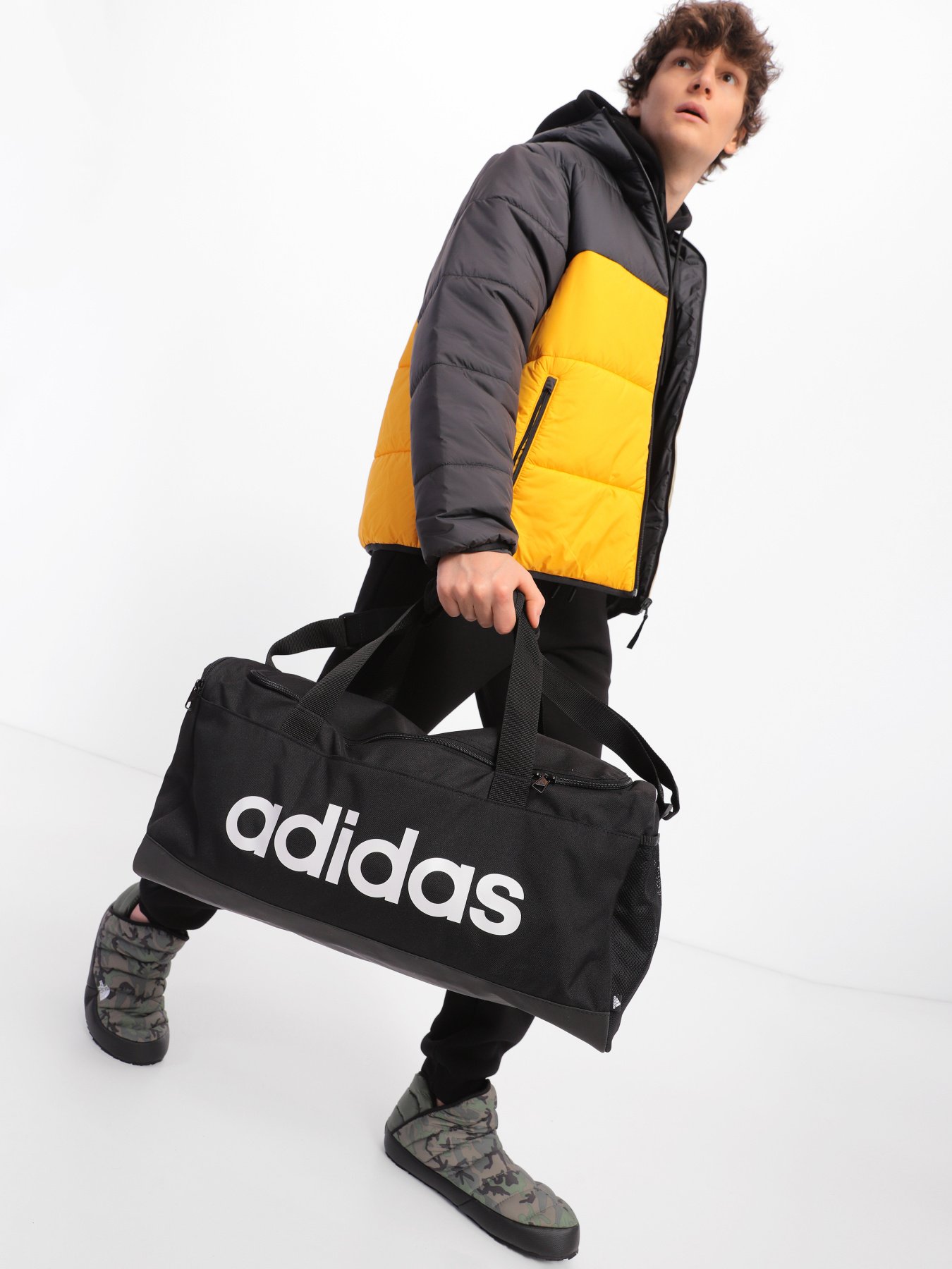 Дорожные сумки и чемоданы Adidas Essentials модель GN2038 Фото