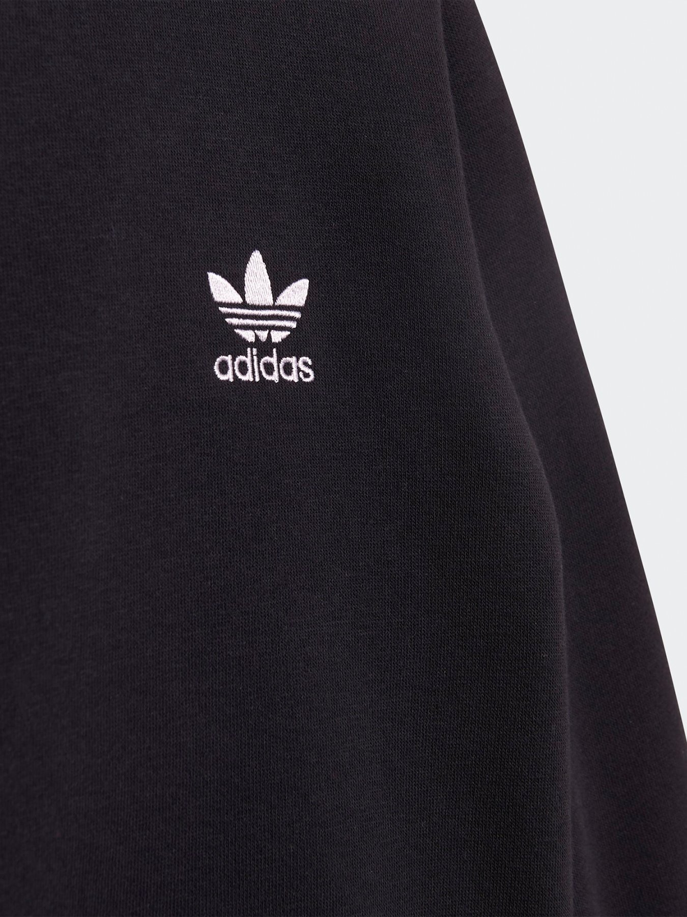 Костюми Adidas Adicolor Crew модель HE6909 Костюми Adidas Adicolor Crew модель HE6909 Фото