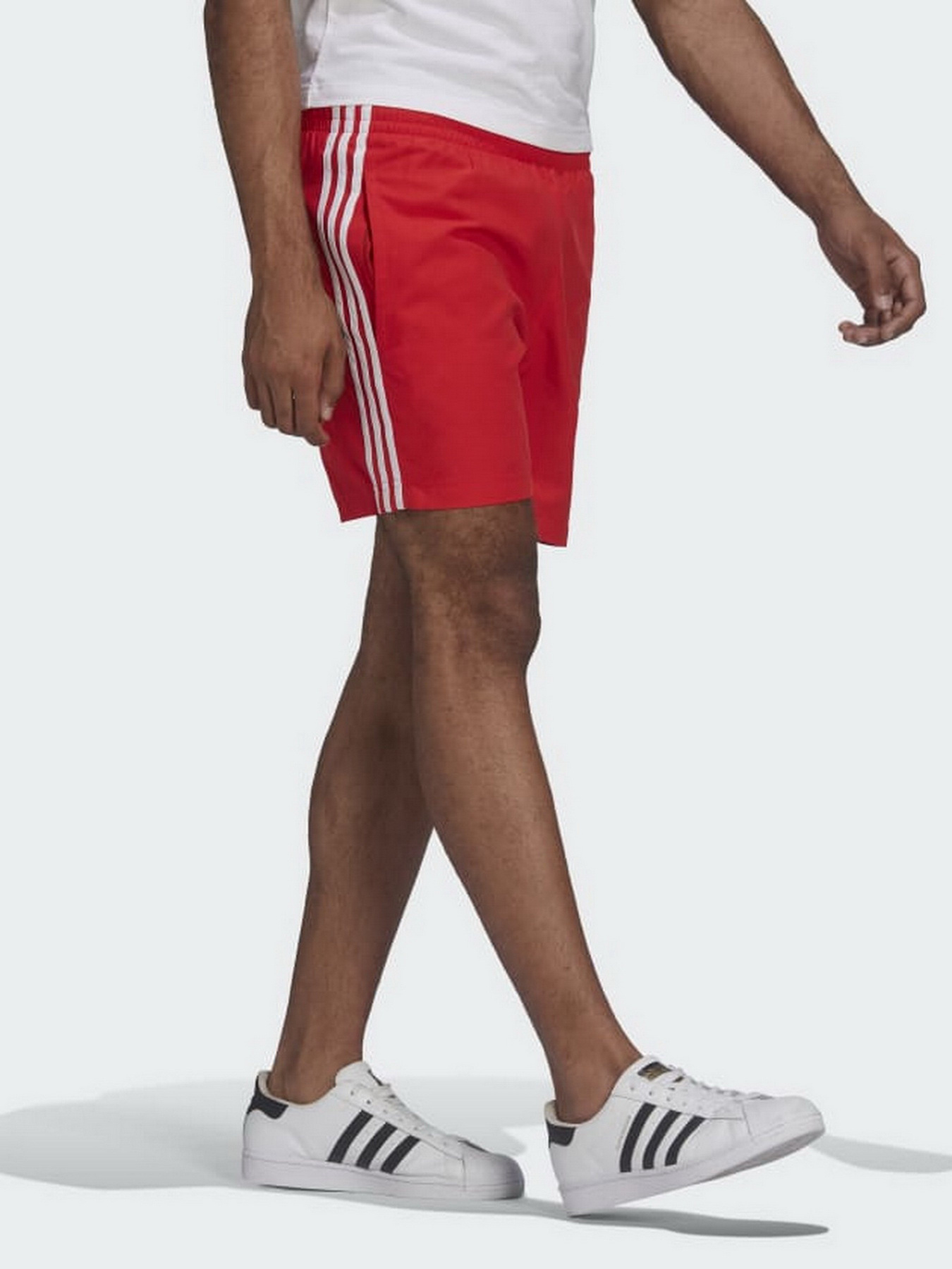 Одяг для пляжу Adidas Adicolor Classics 3-Stripes Swim модель HF2120 Одяг для пляжу Adidas Adicolor Classics 3-Stripes Swim модель HF2120 Фото