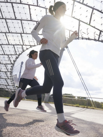 Кросівки Adidas EQ21 модель GZ4075 Фото