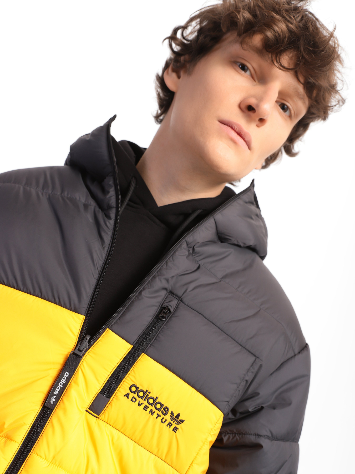Куртки и дубленки Adidas Adventure модель H13573 Фото