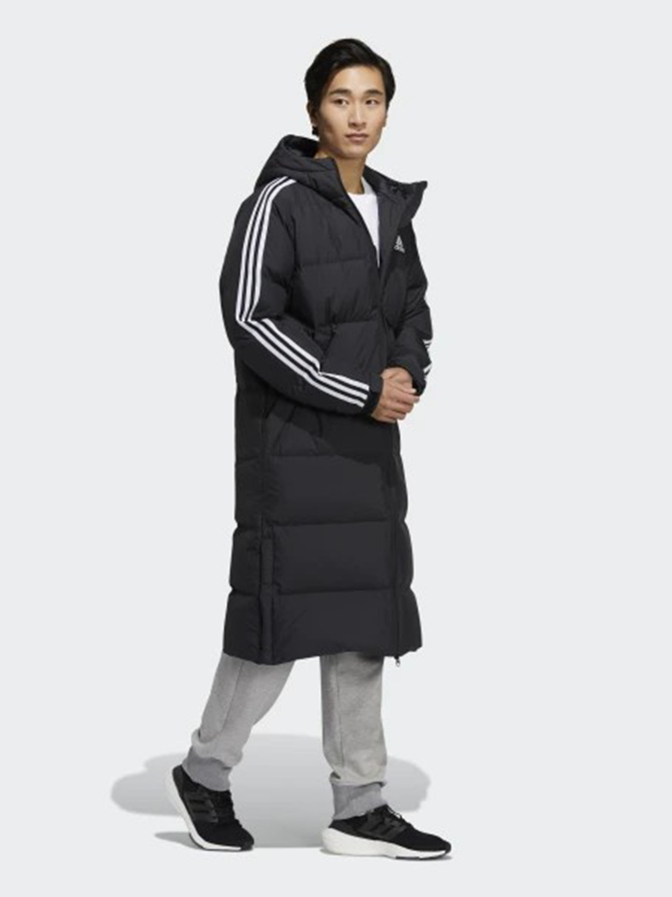 Куртки и дубленки Adidas 3-Stripes модель H20760 Куртки и дубленки Adidas 3-Stripes модель H20760 Фото