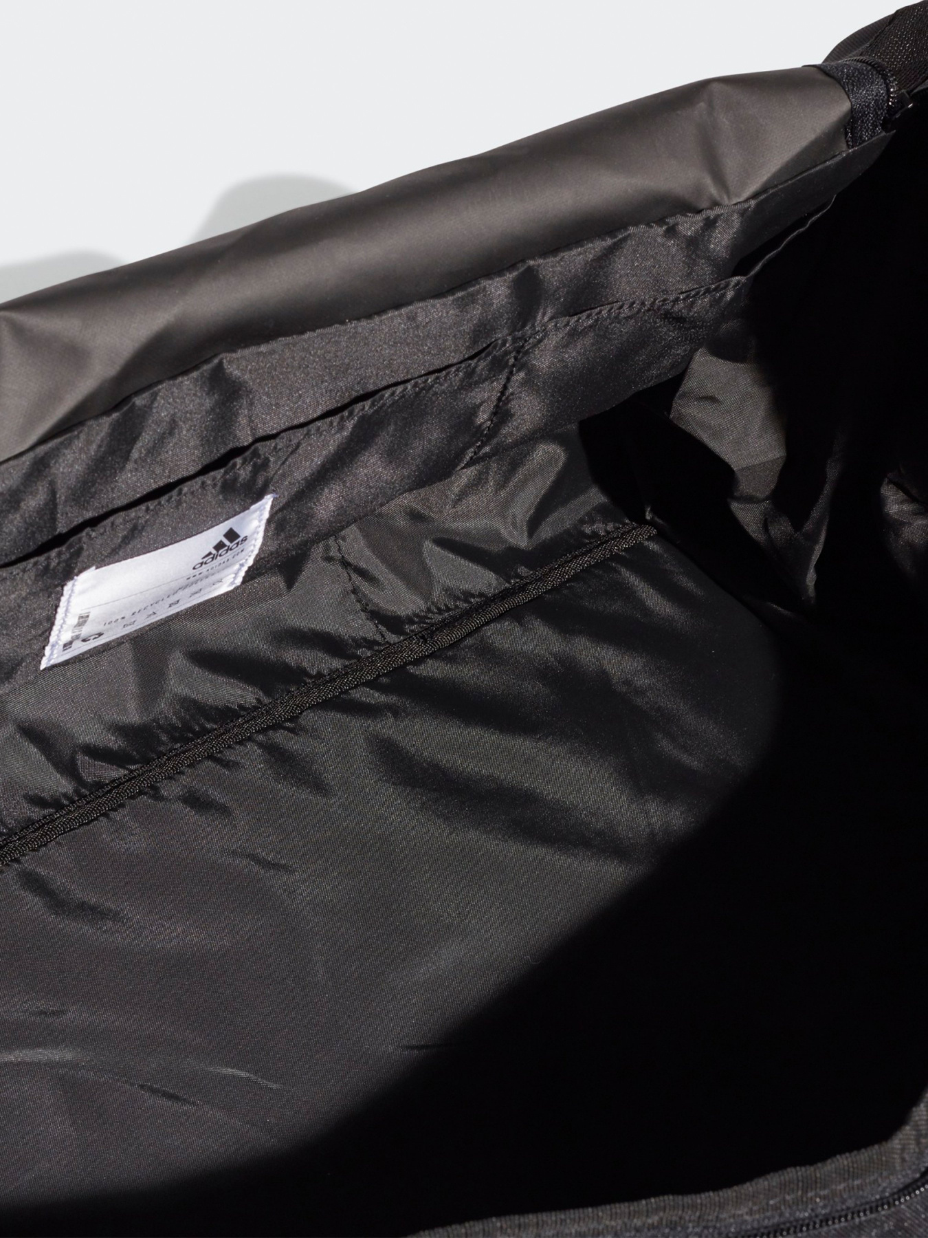 Дорожные сумки и чемоданы Adidas 4ATHLTS DUFFEL модель FI7963 Дорожные сумки и чемоданы Adidas 4ATHLTS DUFFEL модель FI7963 Фото