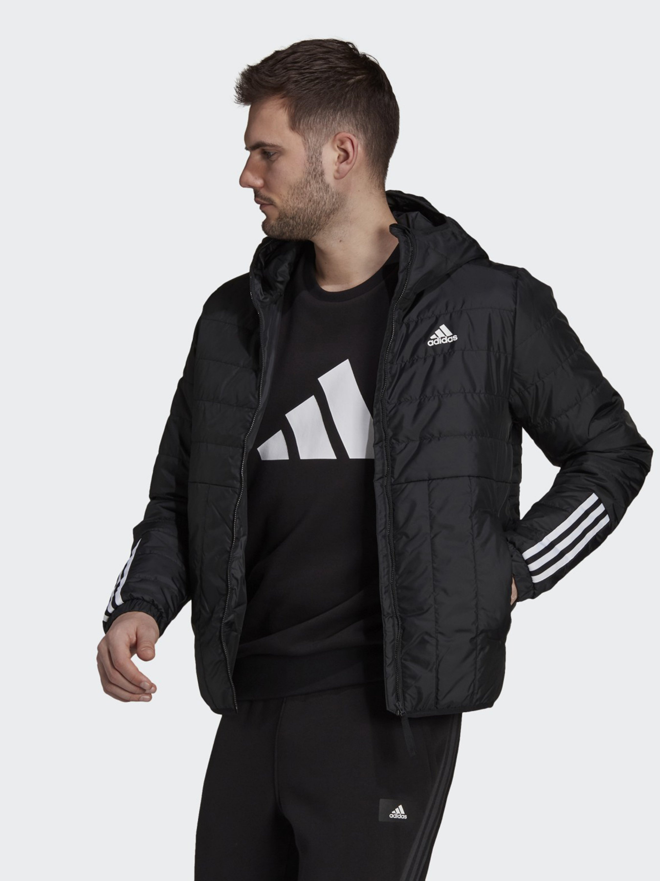 Куртки та дублянки Adidas ITAVIC 3-STRIPES модель GT1681 Куртки та дублянки Adidas ITAVIC 3-STRIPES модель GT1681 Фото