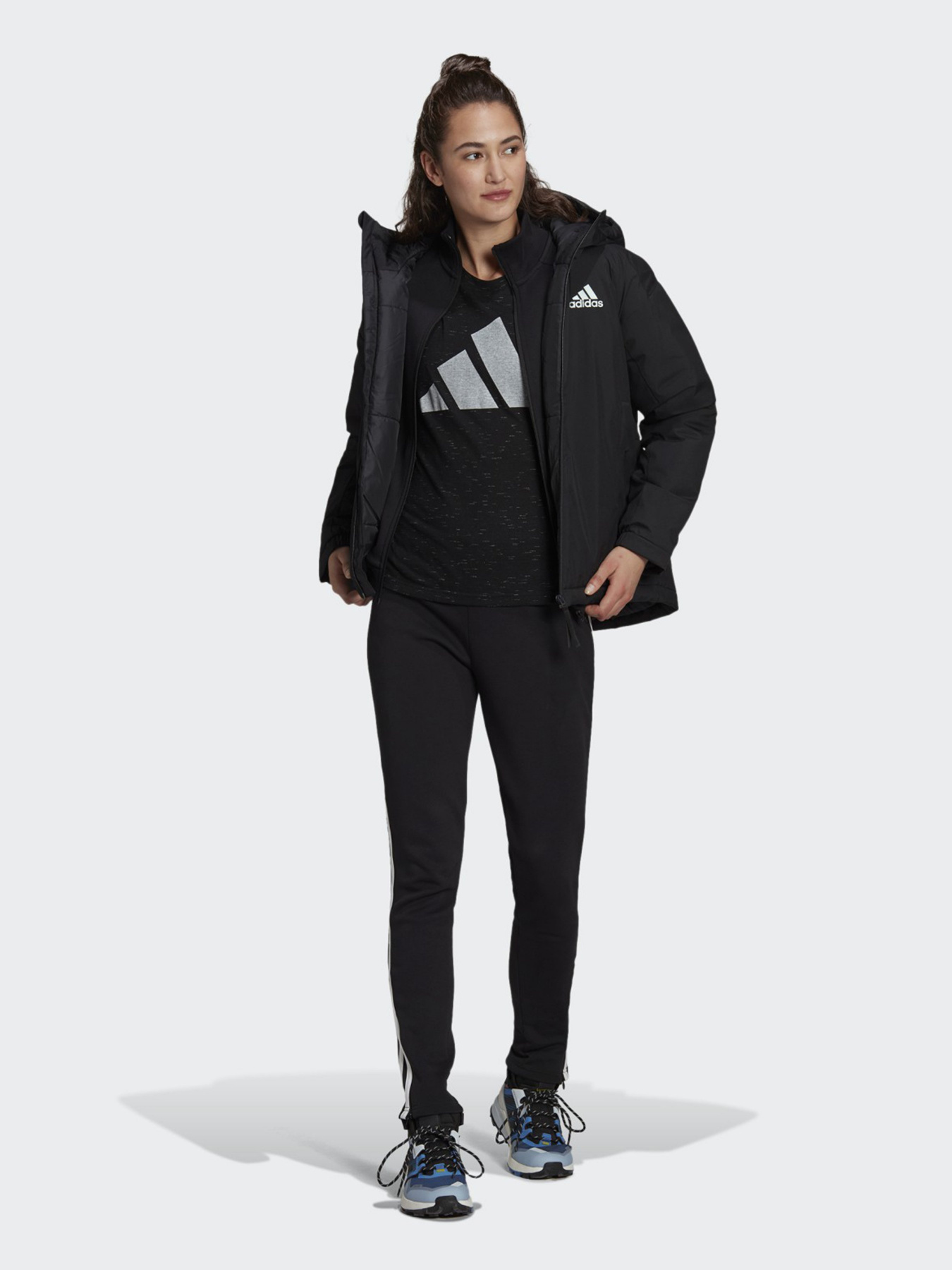 Куртки та дублянки Adidas TRAVEER RAIN.RDY Sportswear модель GT6584 Фото