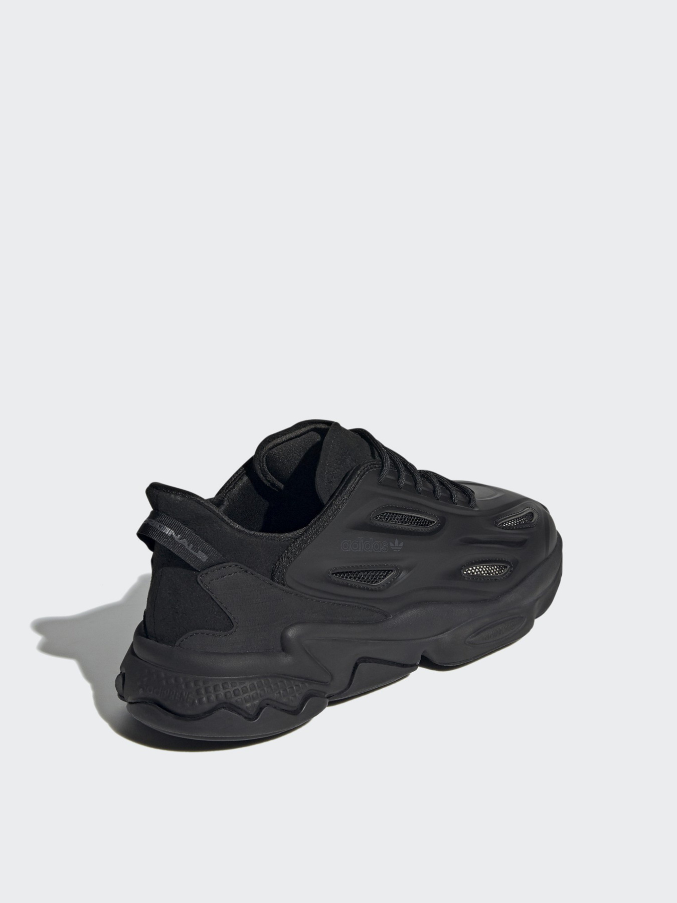 Кроссовки Adidas Ozweego Celox модель GZ5230 Фото