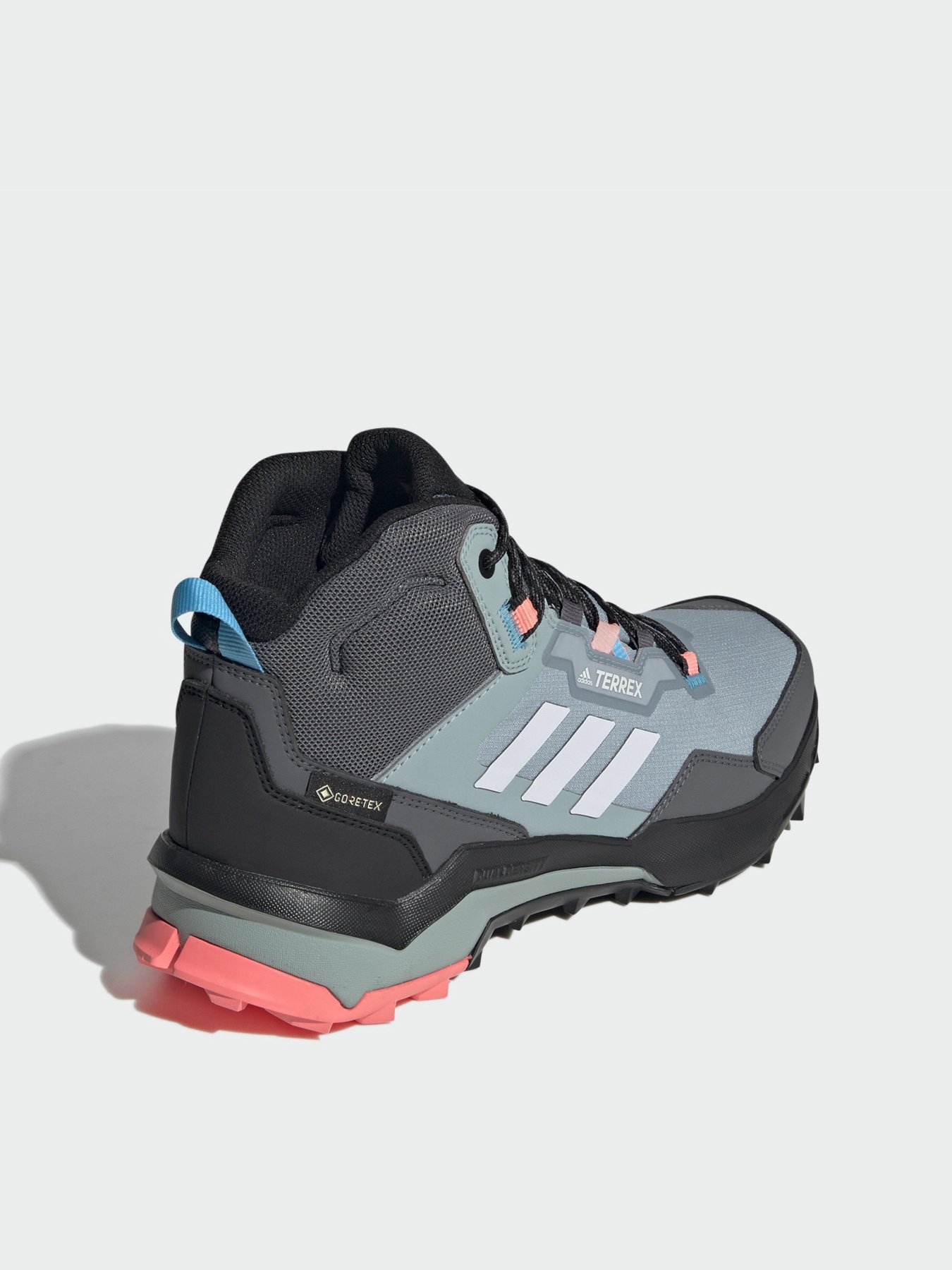 Черевики та чоботи Adidas Terrex AX4 GORE-TEX модель GZ3050 Черевики та чоботи Adidas Terrex AX4 GORE-TEX модель GZ3050 Фото