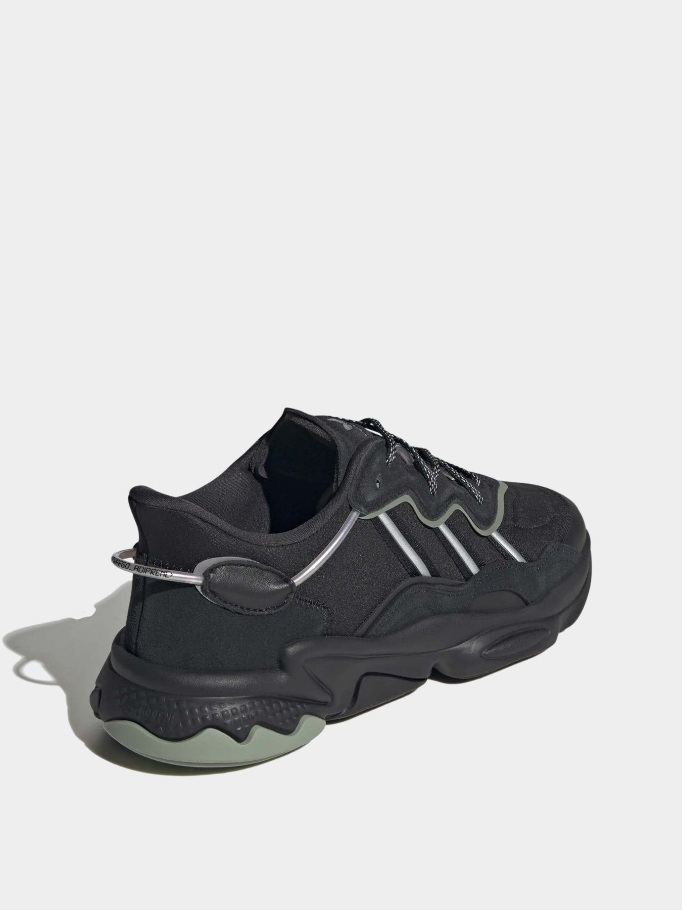 Кроссовки Adidas Ozweego модель HP6336 Фото