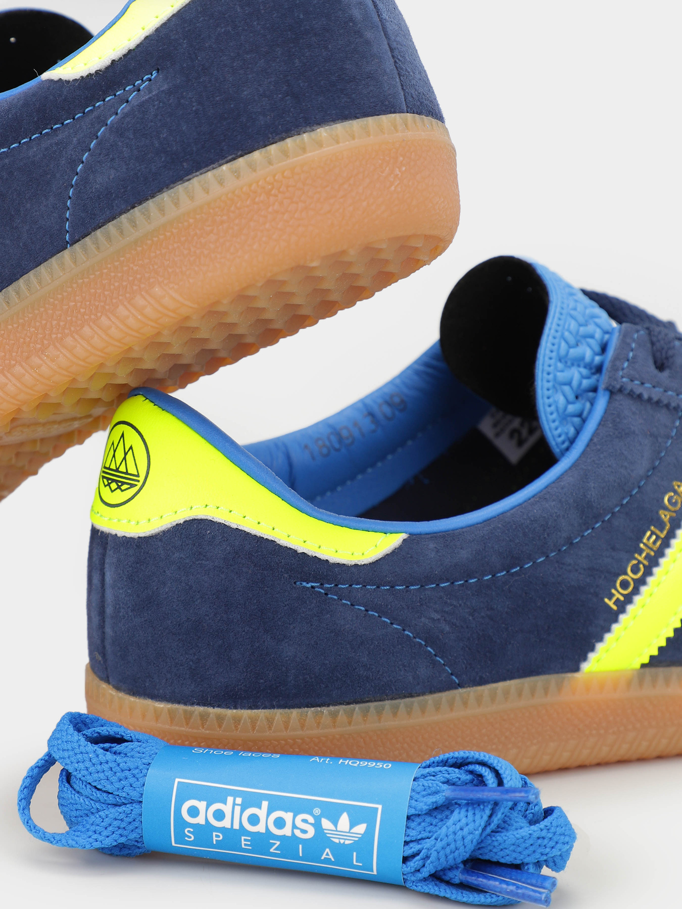 Кеди Adidas Spezial Hochelaga модель HQ9950 Фото
