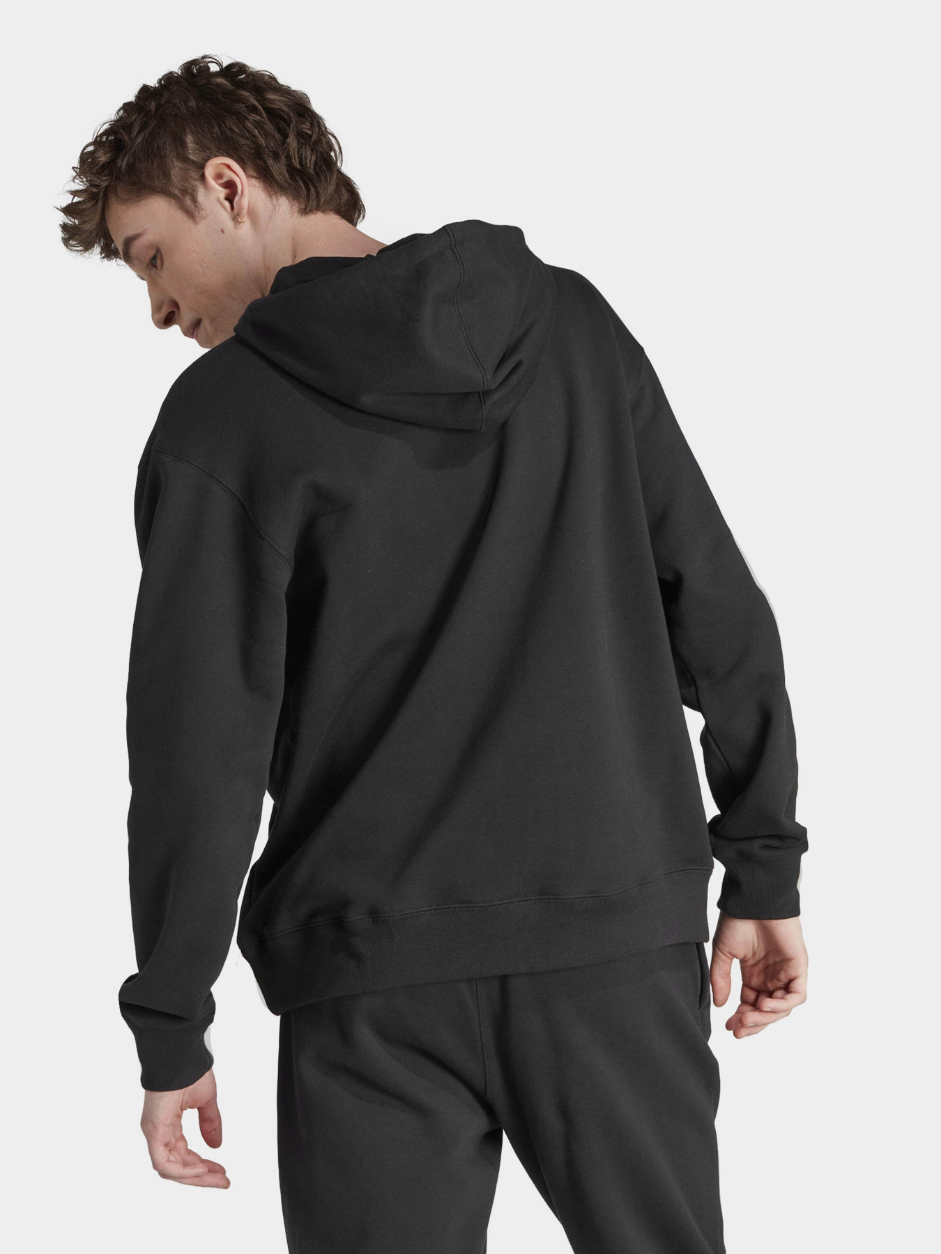 Худи и свитшоты Adidas AAC Originals модель HZ0700 Фото