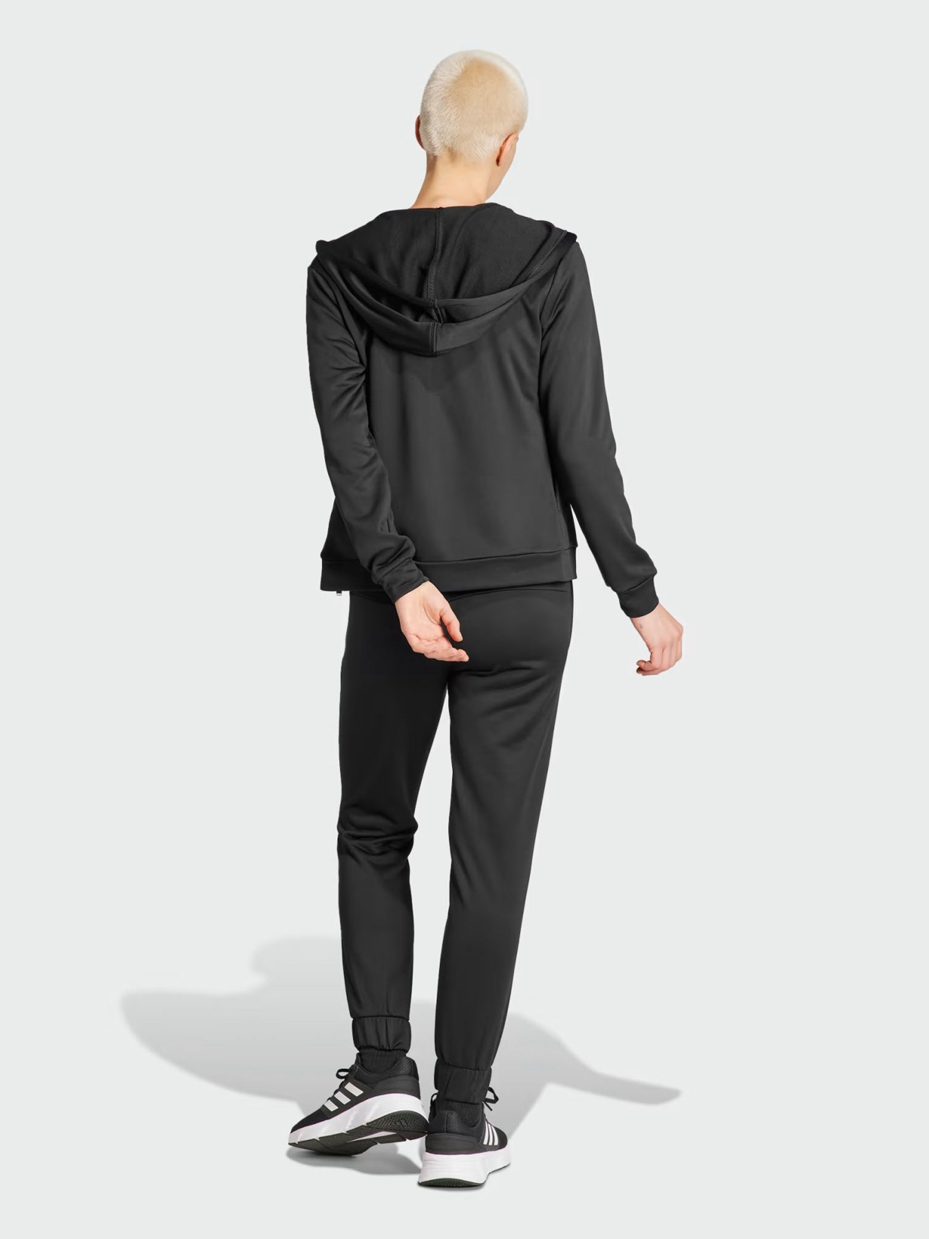 Костюмы Adidas Linear модель HZ2258 Костюмы Adidas Linear модель HZ2258 Фото