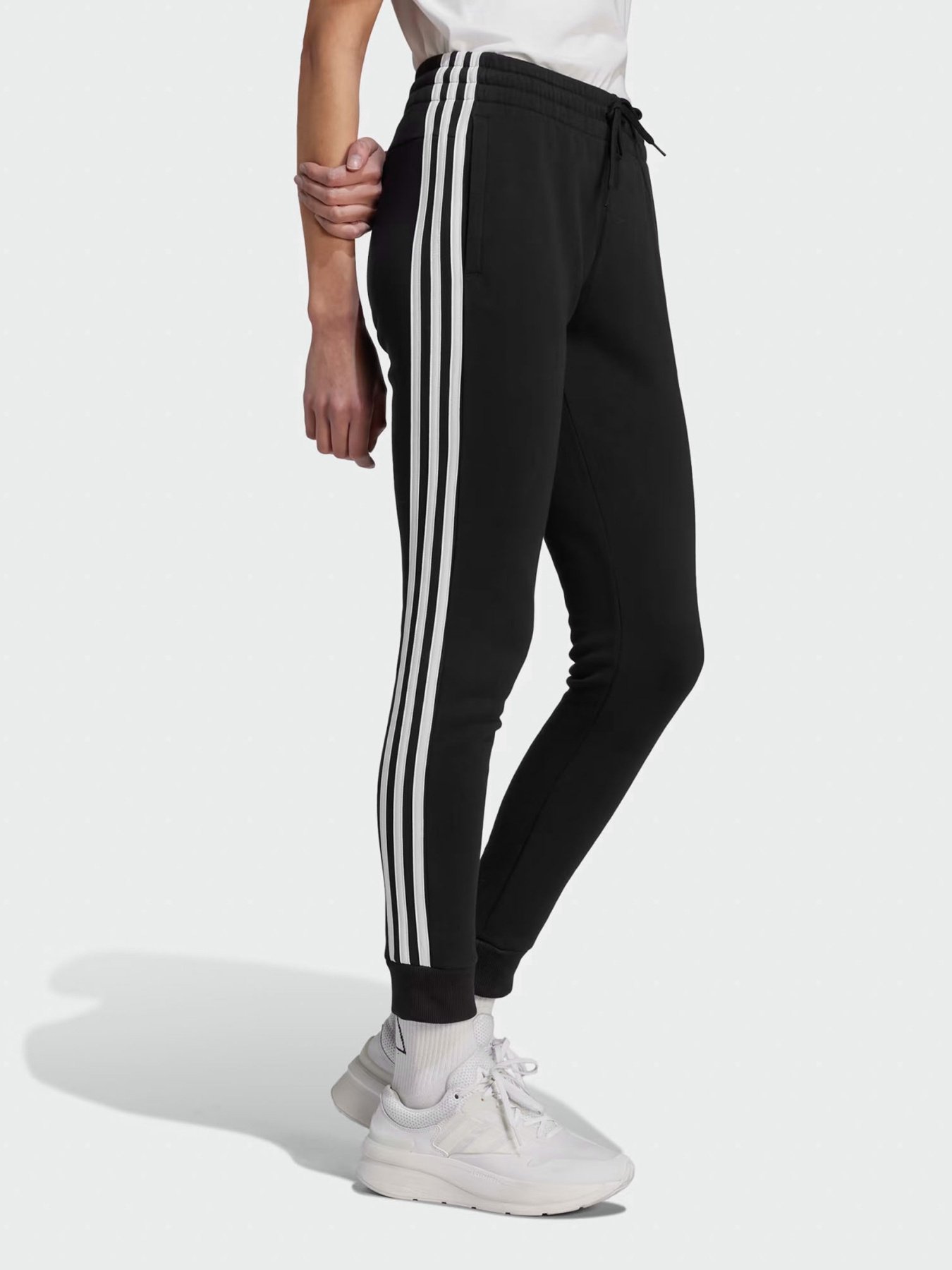 Брюки Adidas Essentials 3-Stripes Fleece модель HZ5753 Фото