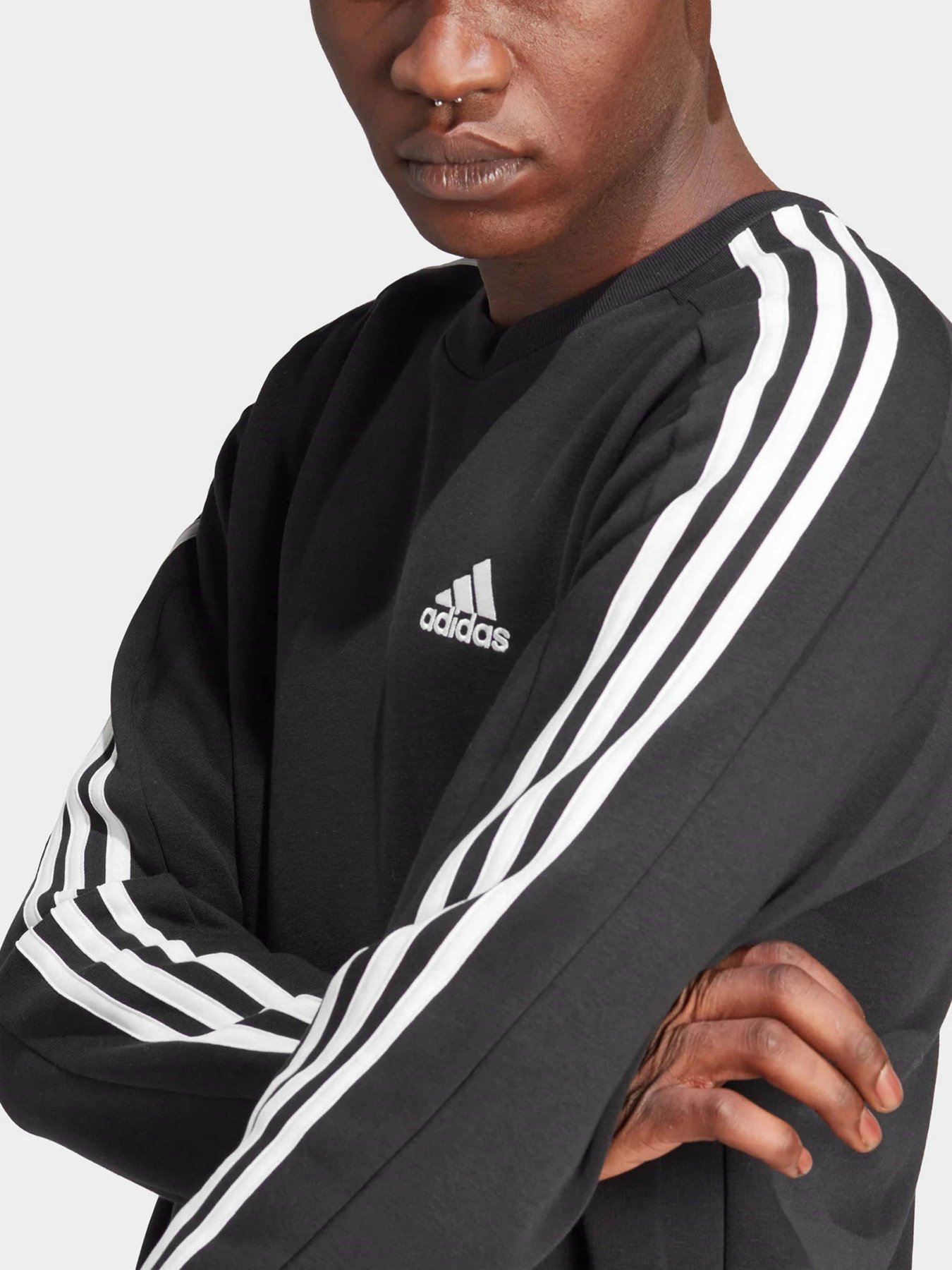 Худі та світшоти Adidas ESSENTIALS FLEECE 3-STRIPES модель IB4027 Худі та світшоти Adidas ESSENTIALS FLEECE 3-STRIPES модель IB4027 Фото