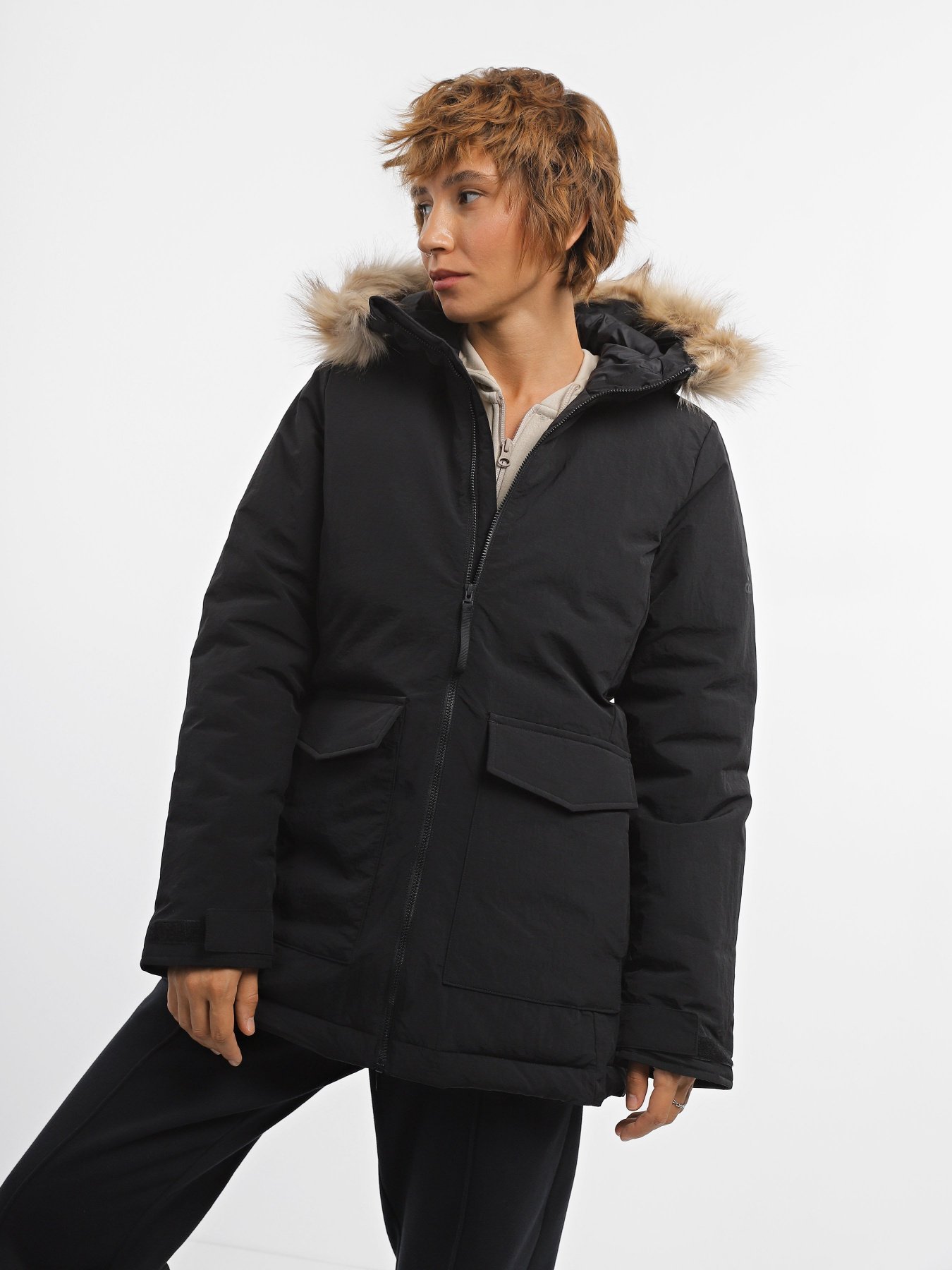 Куртки и дубленки Adidas Hooded Fur модель IJ8260 Фото