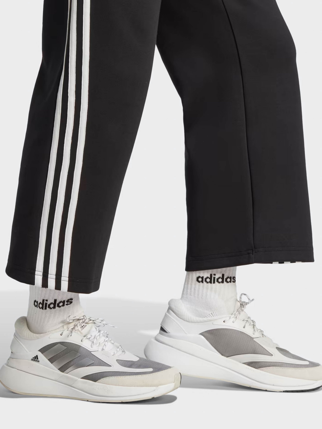 Брюки Adidas Future Icons 3-Stripes модель II8091 Фото