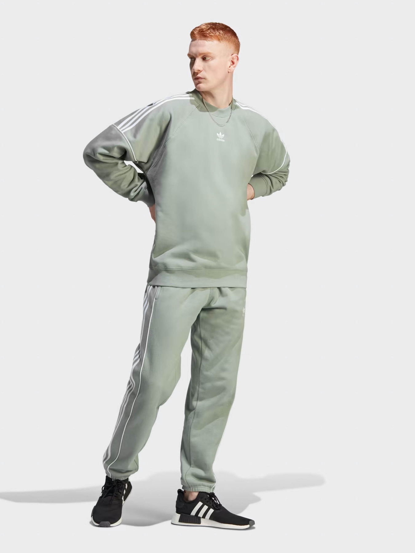 Худі та світшоти Adidas Rekive Crew  модель IB8696 Фото