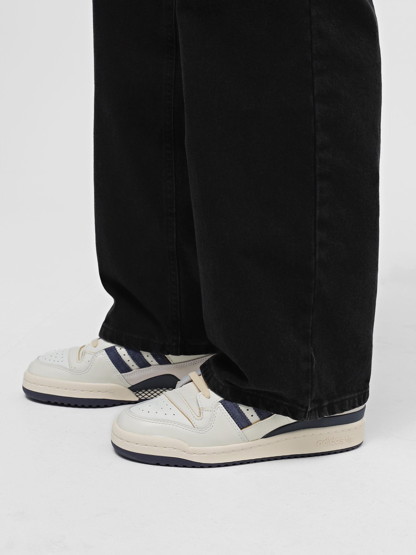 Кеды Adidas Originals Forum 84 Low модель IE9935 Фото