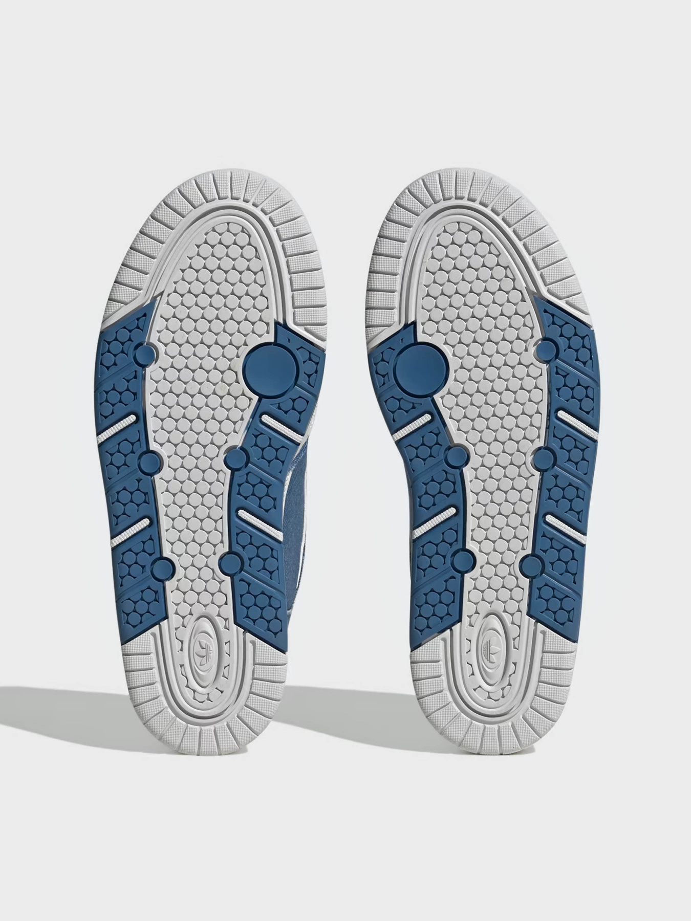 Кеди Adidas Adi2000 x KSENIASCHNAIDER модель IF7719 Кеди Adidas Adi2000 x KSENIASCHNAIDER модель IF7719 Фото