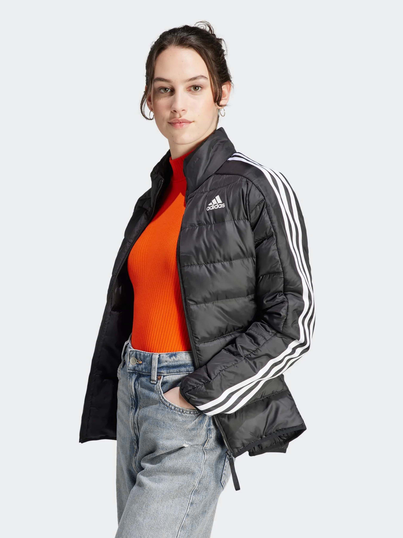 Куртки та дублянки Adidas Essentials 3-Stripes Light Down модель HZ5726 Фото