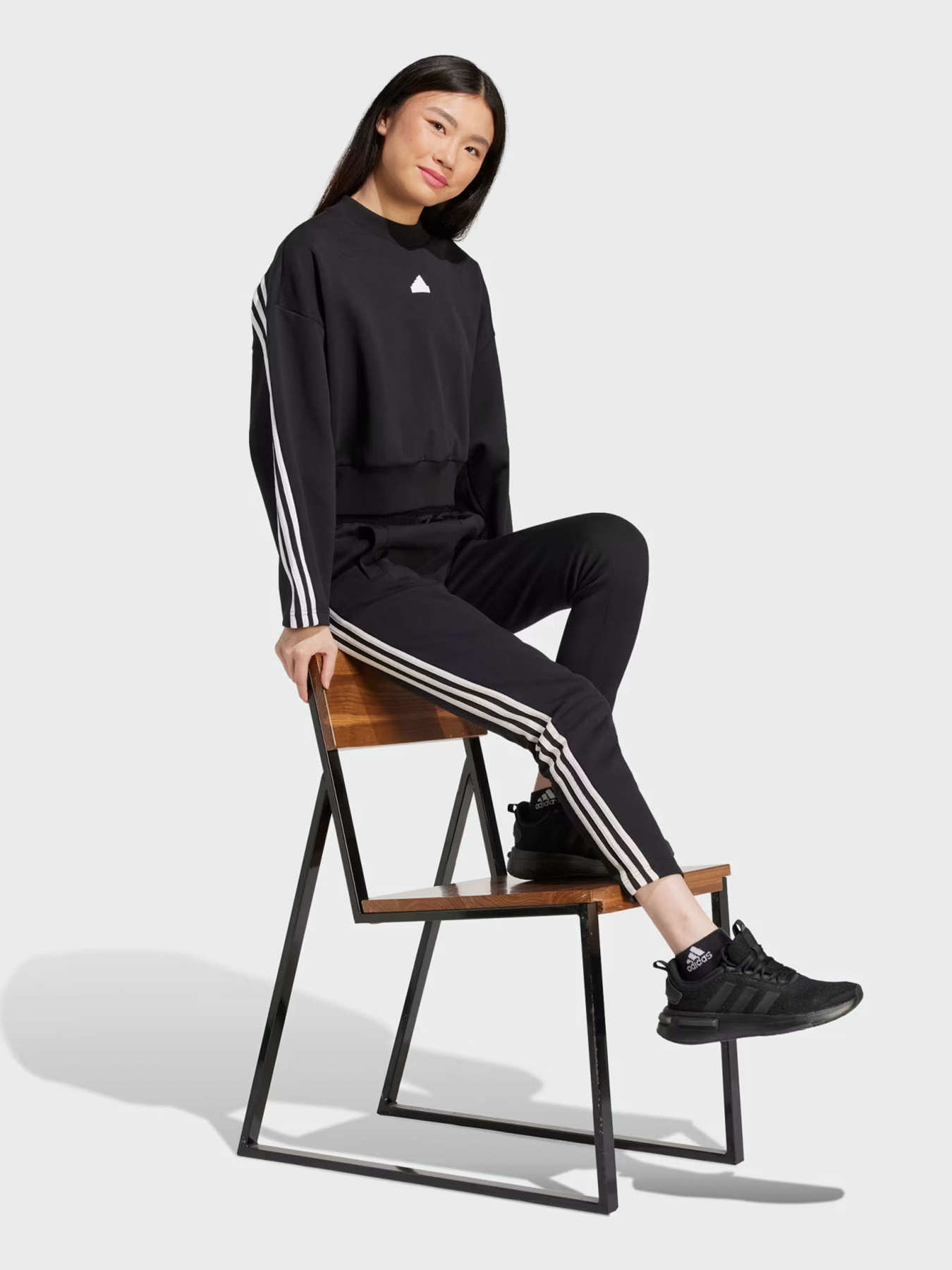 Худі та світшоти Adidas FUTURE ICONS 3-STRIPES модель IP1549 Фото