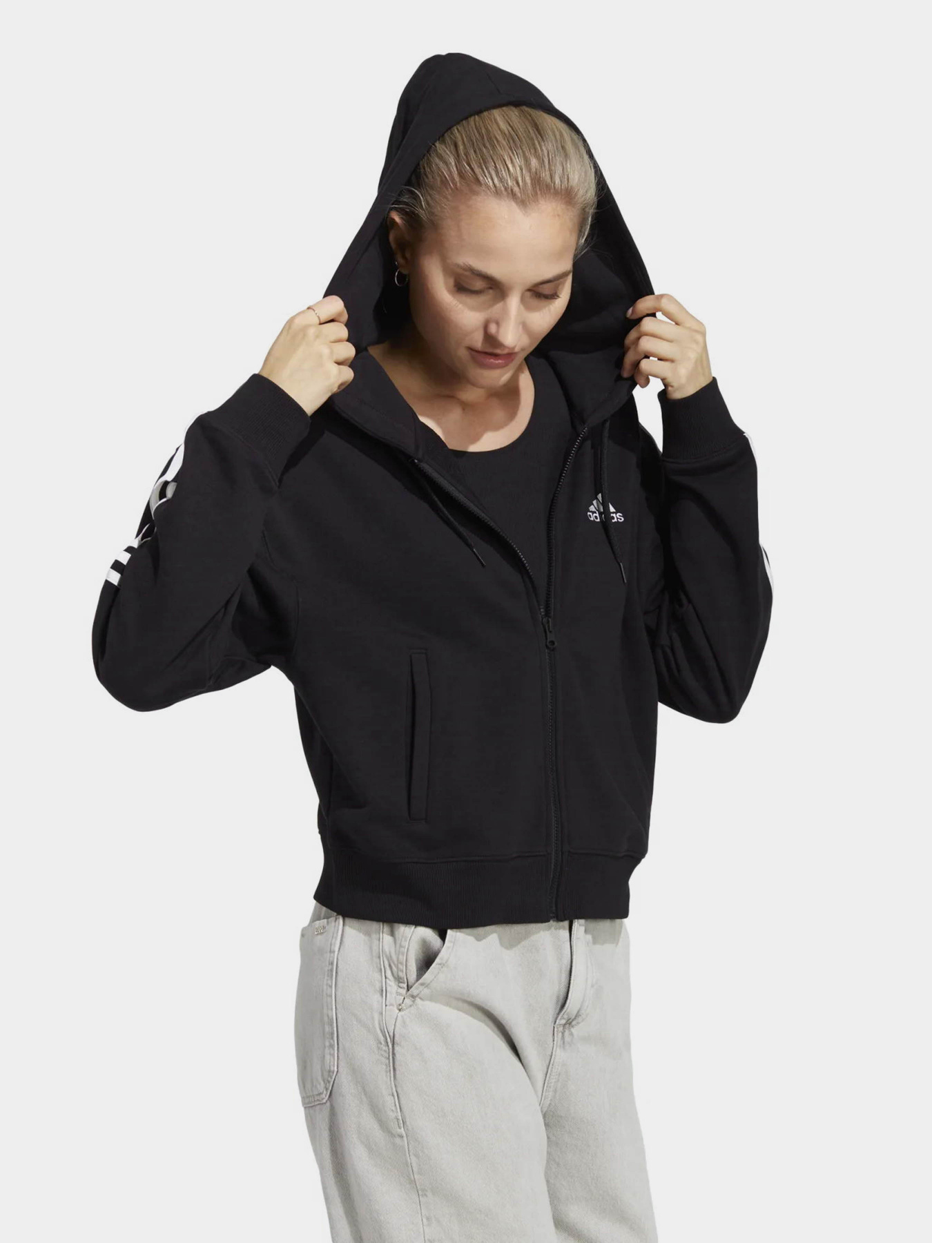 Худи и свитшоты Adidas ESSENTIALS 3-STRIPES FRENCH TE модель IC8781 Худи и свитшоты Adidas ESSENTIALS 3-STRIPES FRENCH TE модель IC8781 Фото