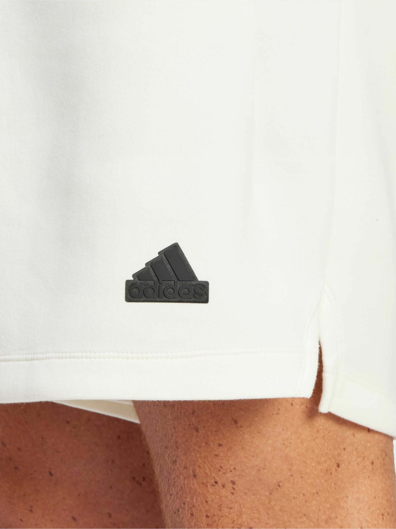 Шорты Adidas Z.N.E. PREMIUM SPORTSWEAR модель IR5223 Фото