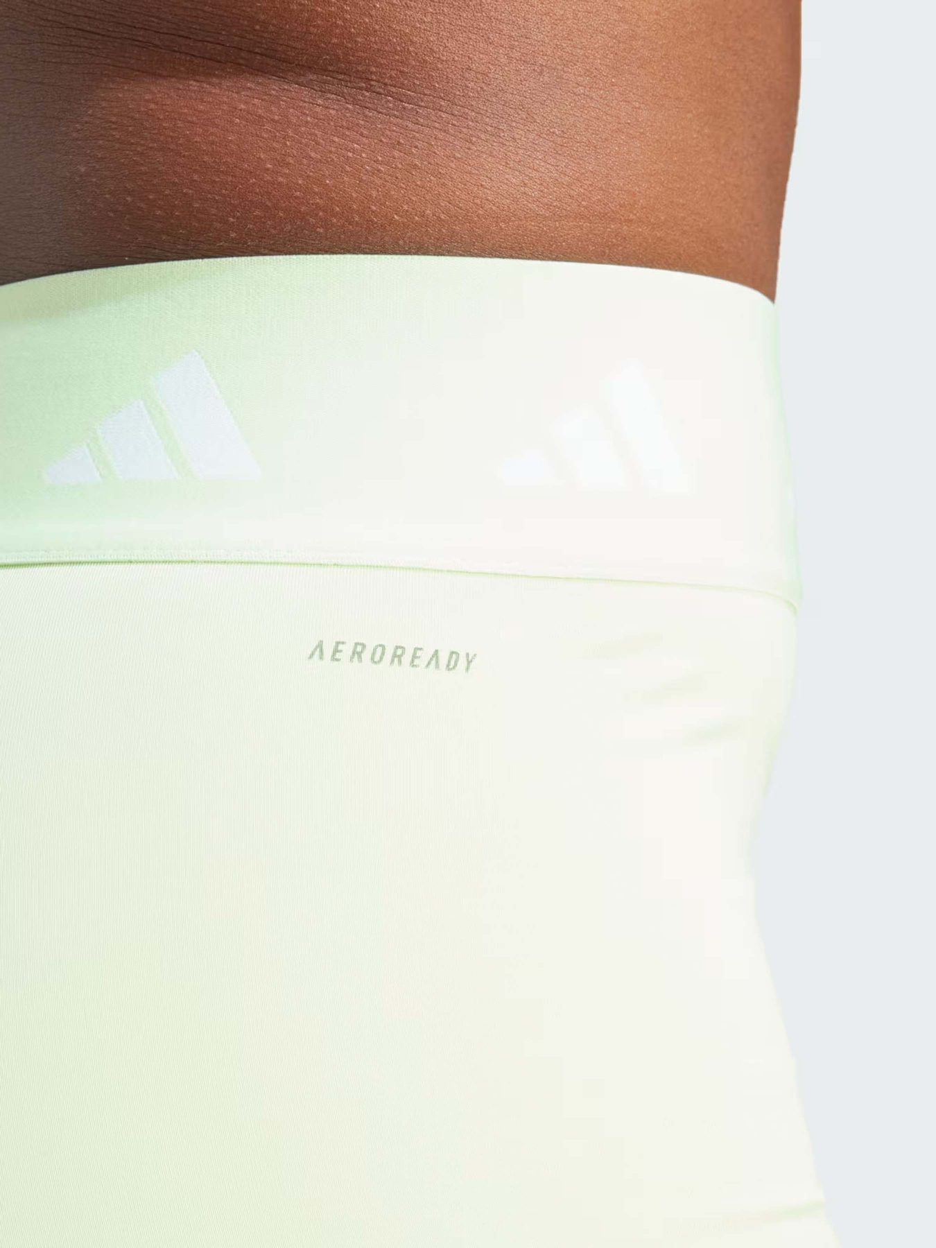 Шорты Adidas TECHFIT PERFORMANCE модель IU1854 Фото