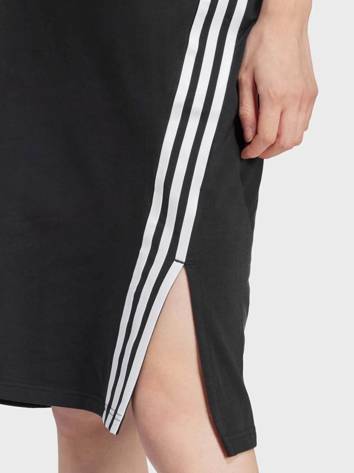 Сукні Adidas FUTURE ICONS 3-STRIPES SPORTSW модель IP1575 Фото